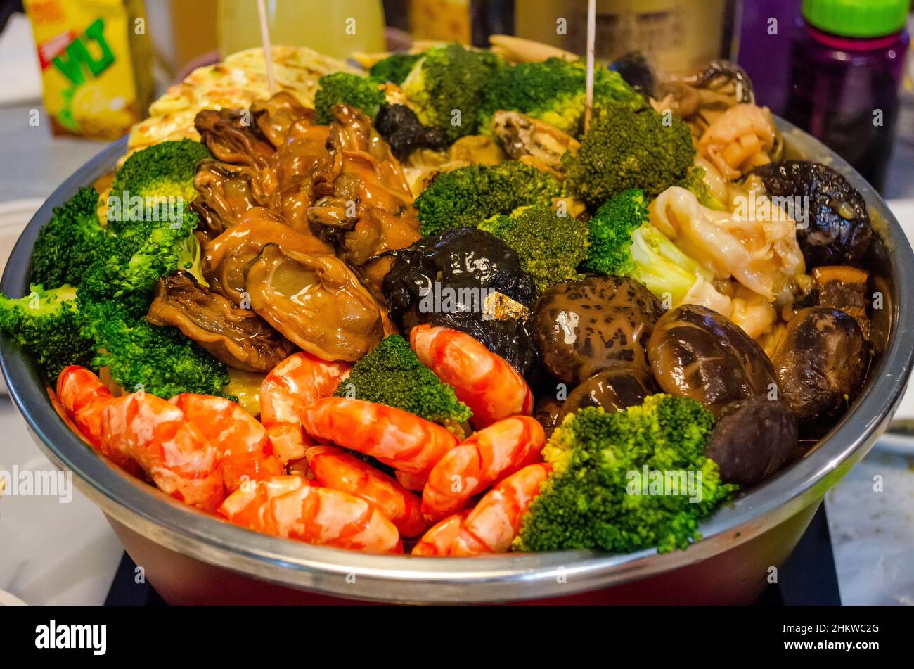 what food is eaten in chinese new year