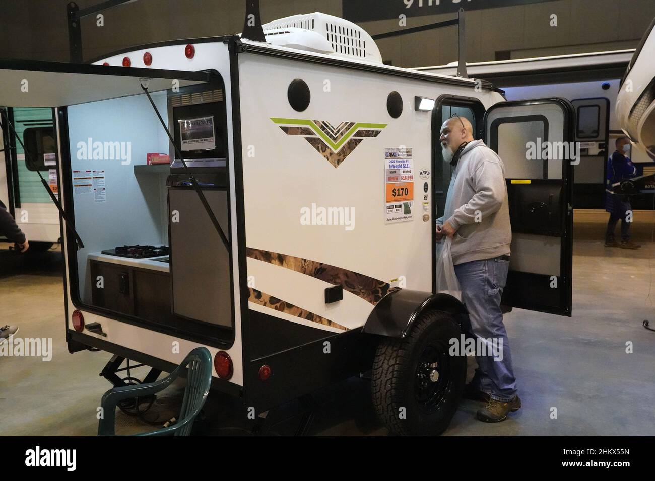 St. Louis, United States. 05th Feb, 2022. A visitor to the St. Louis RV