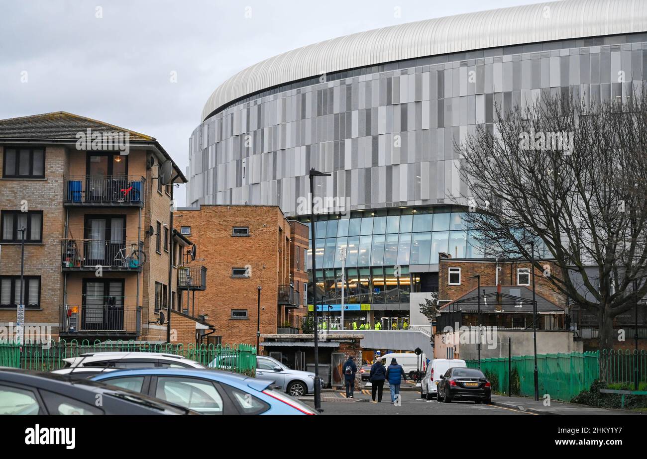 The Tottenham Hotspur Stadium in Tottenham High Road , London , England , UK Stock Photo