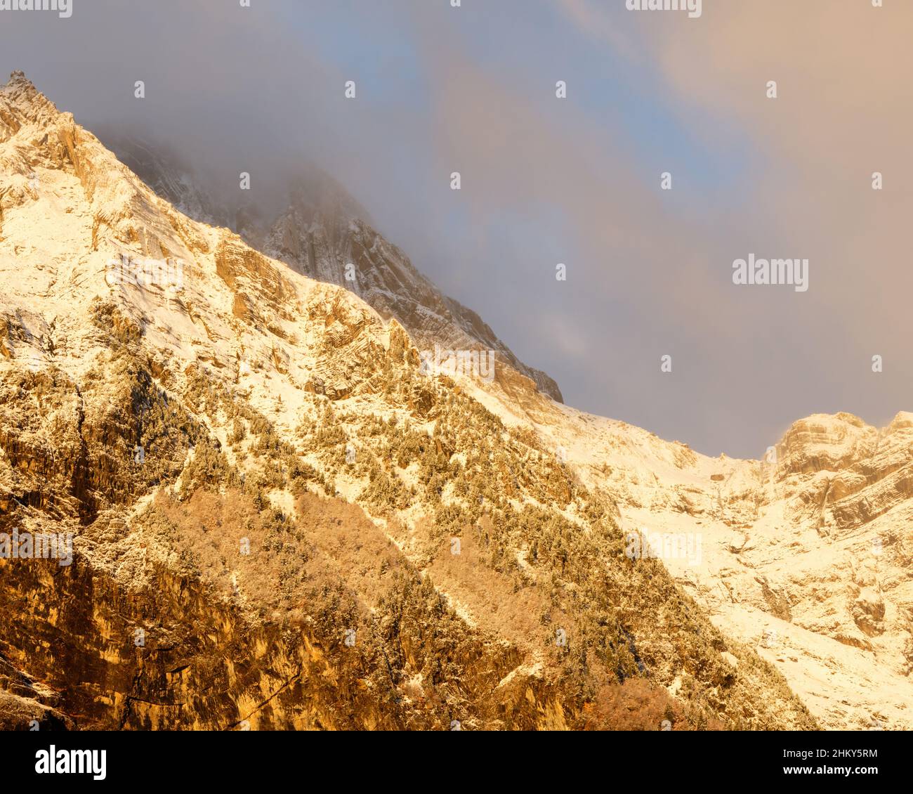 Valle de Pineta Stock Photo - Alamy