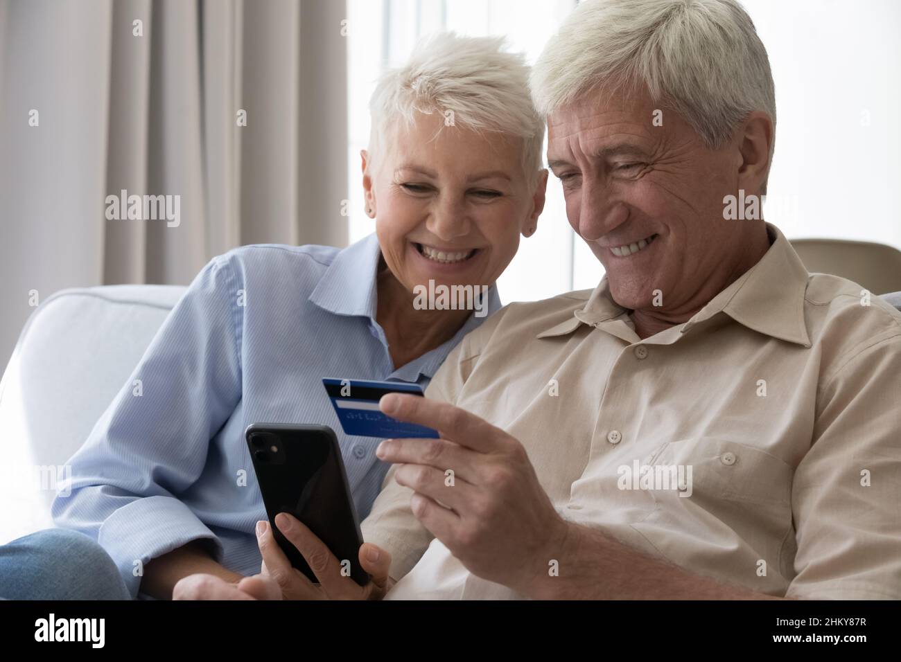 Какой Телефон Купить Пенсионеру С Интернетом