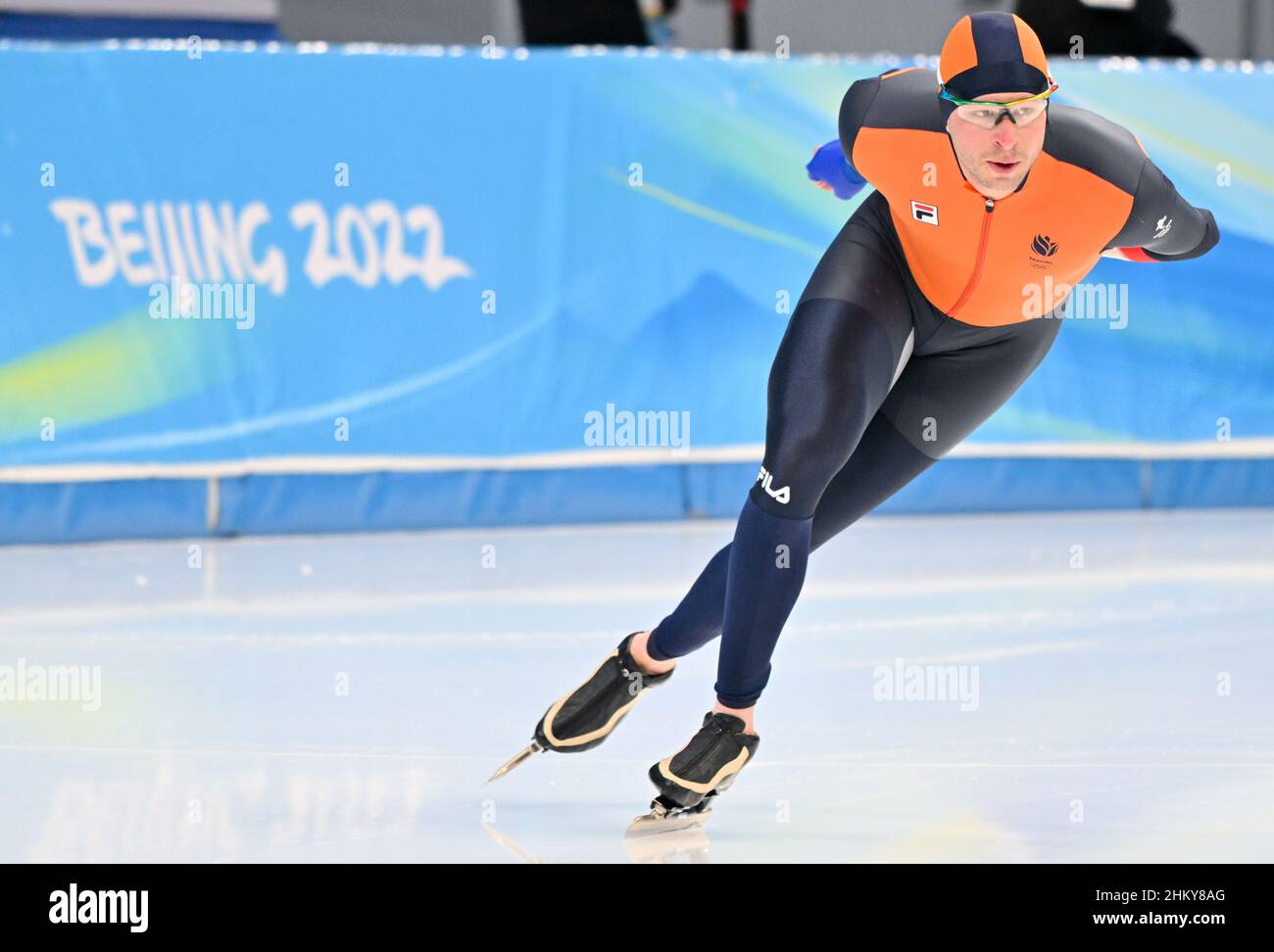 Peking, China. 06th Feb, 2022. Speed skating, Olympics, 5000 m, men at National Speed Skating Oval. Sven Kramer from the Netherlands on the track. Credit: Peter Kneffel/dpa/Alamy Live News Stock Photo