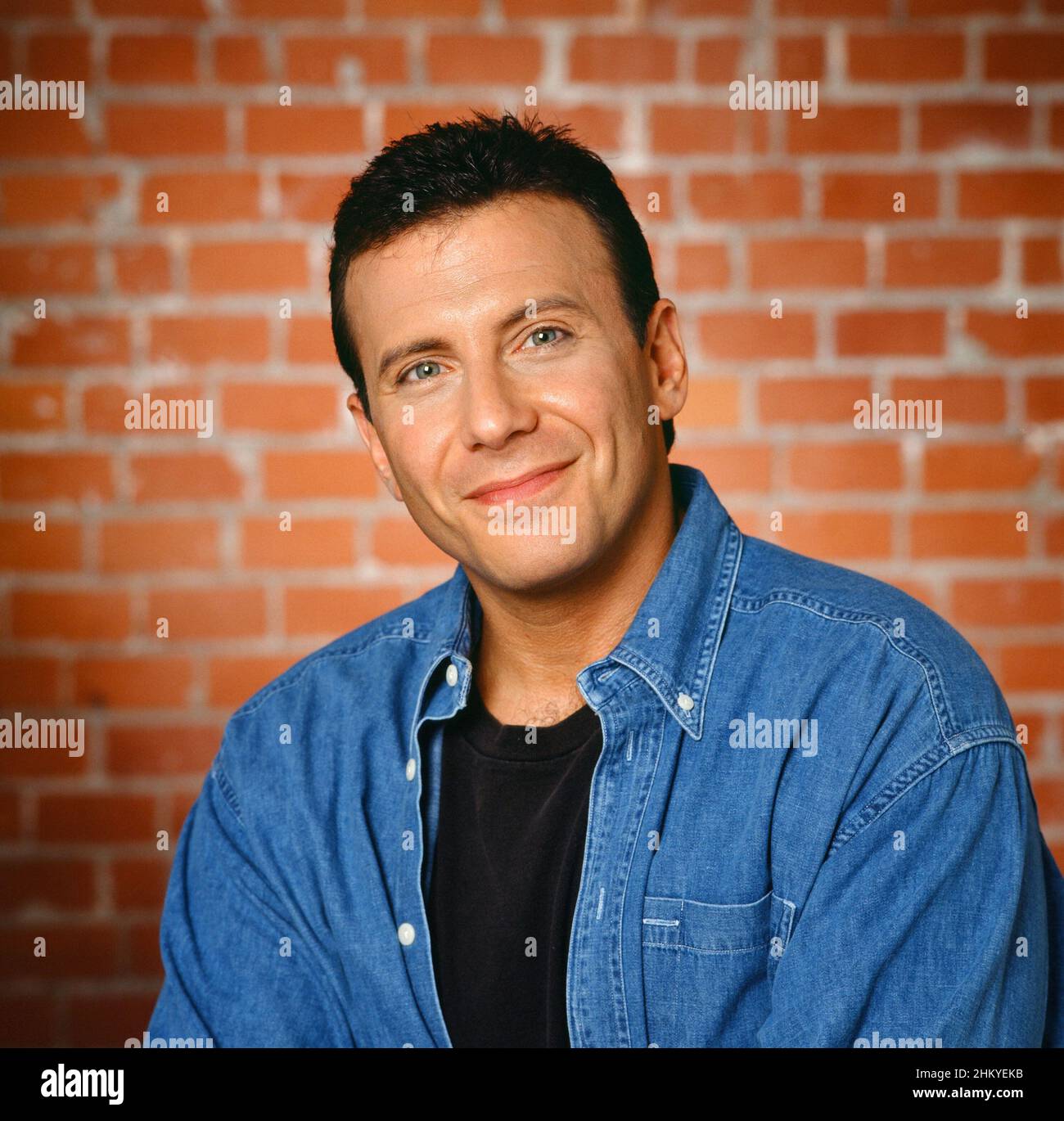 PAUL REISER in MAD ABOUT YOU (1992), directed by THOMAS SCHLAMME, MICHAEL LEMBECK, BARNET KELLMAN and DAVID STEINBERG. Credit: TRI STAR TELEVISION / Album Stock Photo