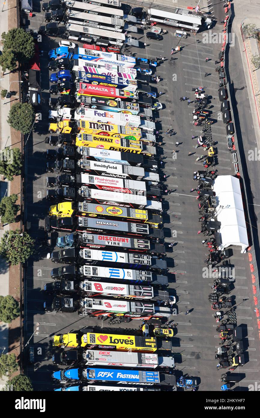 Los Angeles, Ca. 5th Feb, 2022. Aerial View of Los Angeles Memorial Coliseum as race car team trucks are lined up in a parking area a day prior to the start of NASCAR pre-season's Clash At Daytona RC exhibition event on February 5, 2022 in Los Angeles, California. Credit: Mpi34/Media Punch/Alamy Live News Stock Photo