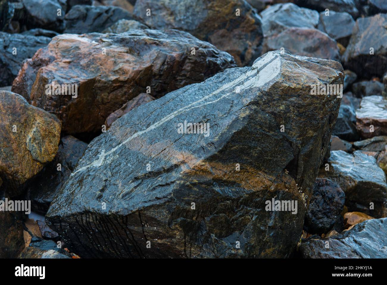 Beach rocks of rough sea Stock Photo - Alamy