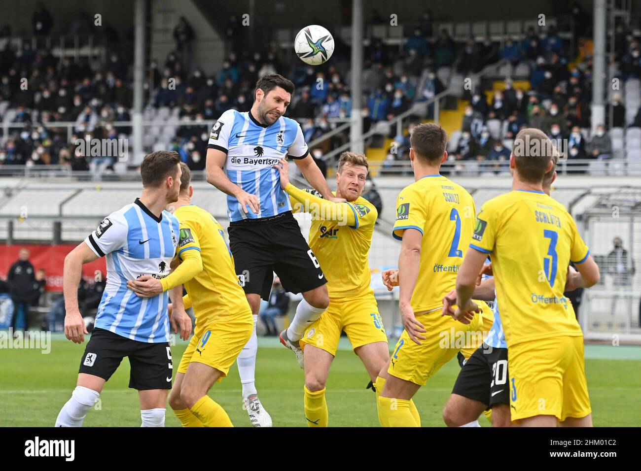 Penalty area scene, Stefan SALGER (TSV Munich 1860) heads the ball away,  action, duels. Soccer 3rd league, Liga3, TSV Munich 1860 - SC Verl on April  10th, 2021 in Muenchen GRUENWALDER STADION.