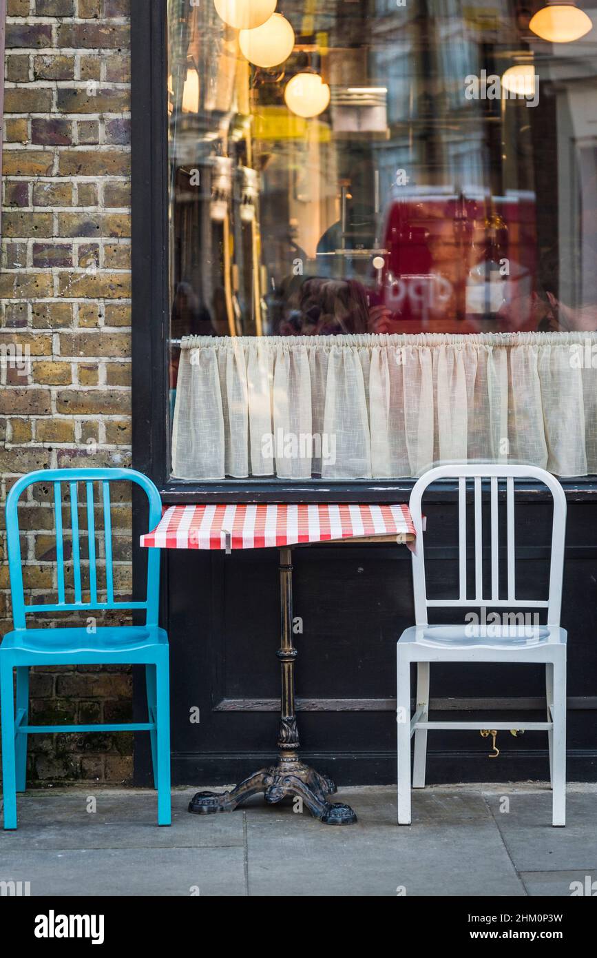 Cute table and chairs in front of a French restaurant on Bermondsey
