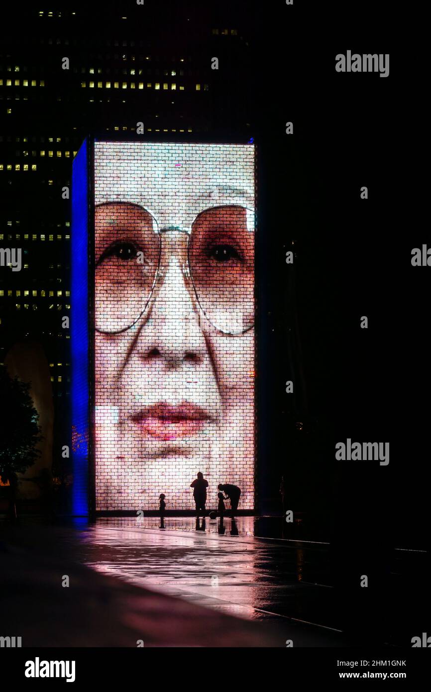 Crown Fountain in Millennium Park, Chicago, at night Stock Photo Alamy