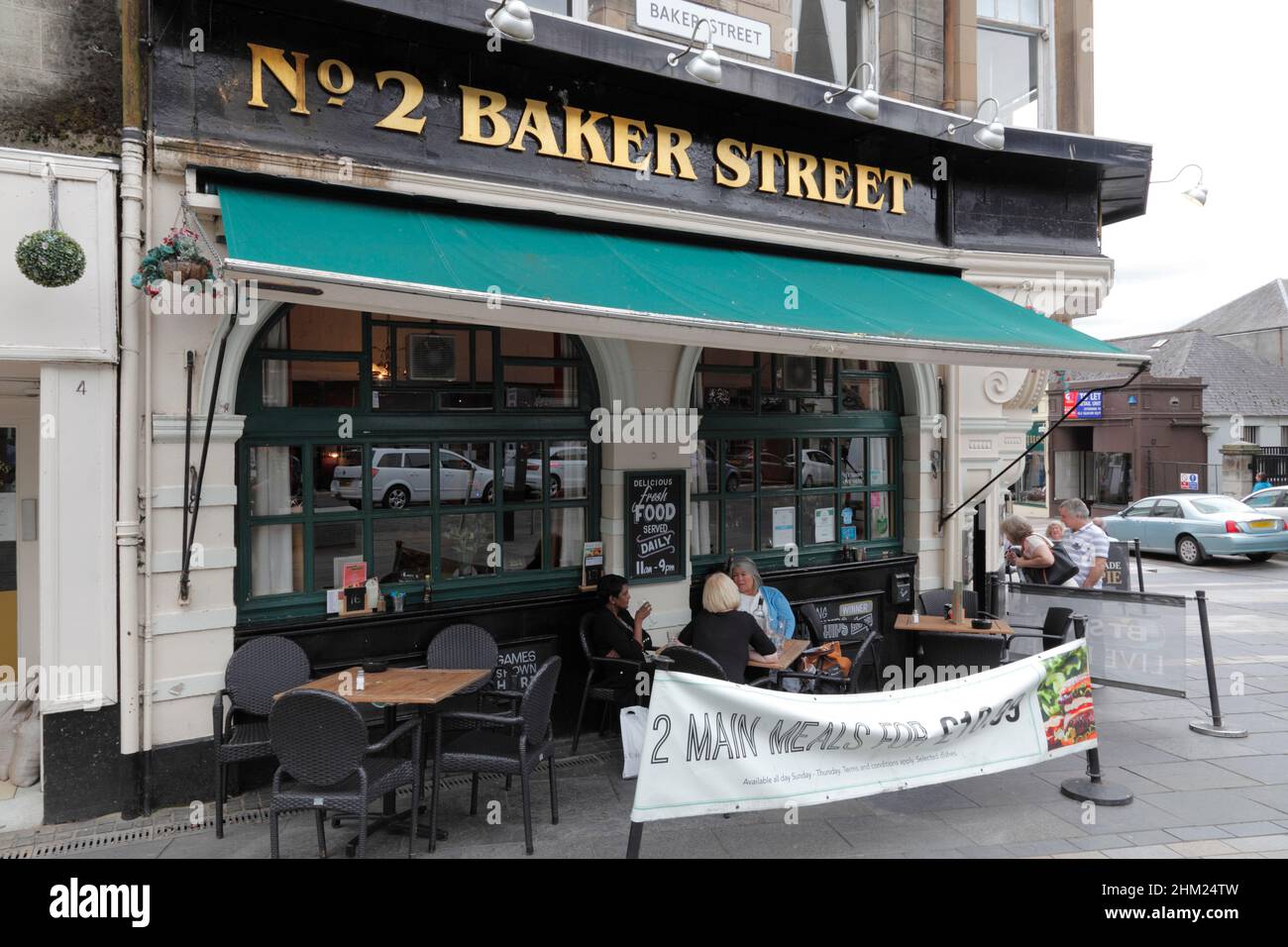 No 2 Baker Street pub in the town centre of Stirling Stock Photo