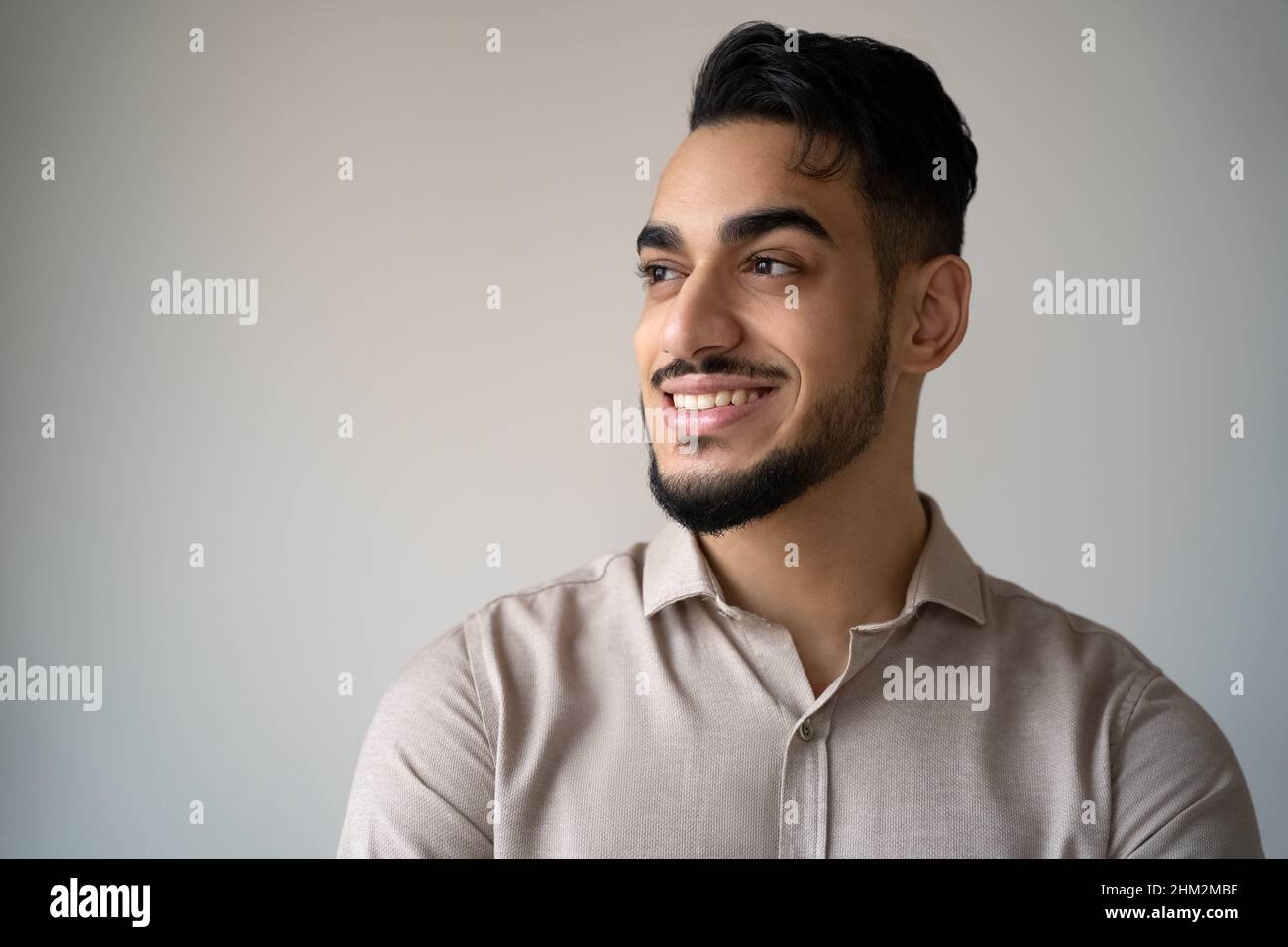 Indian business man portrait hi-res stock photography and images - Alamy