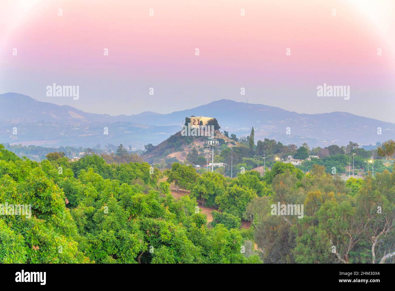 fallbrook-water-tank-on-top-of-a-hill-in-southern-california-stock