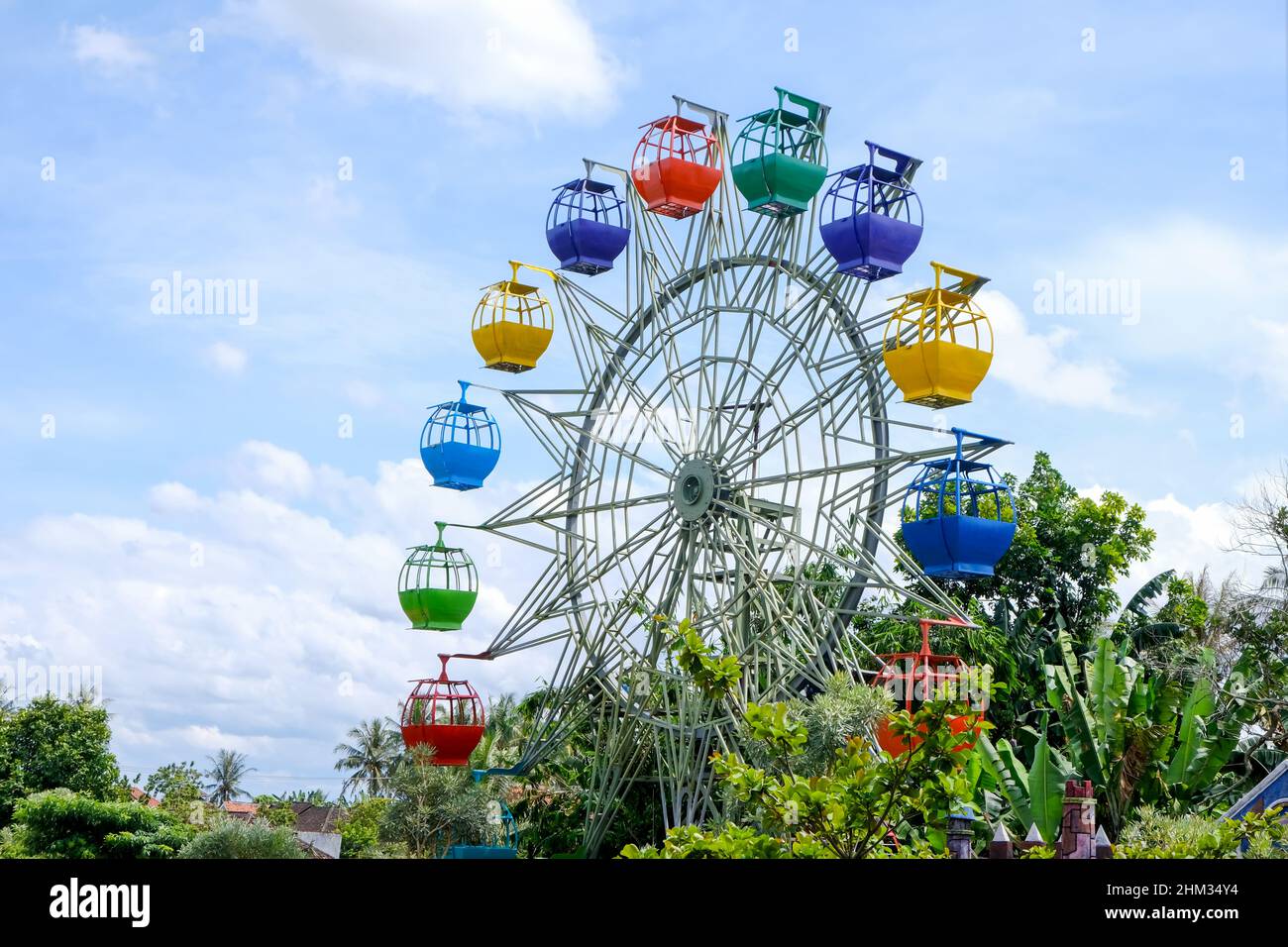 Icon park wheel hi-res stock photography and images - Alamy