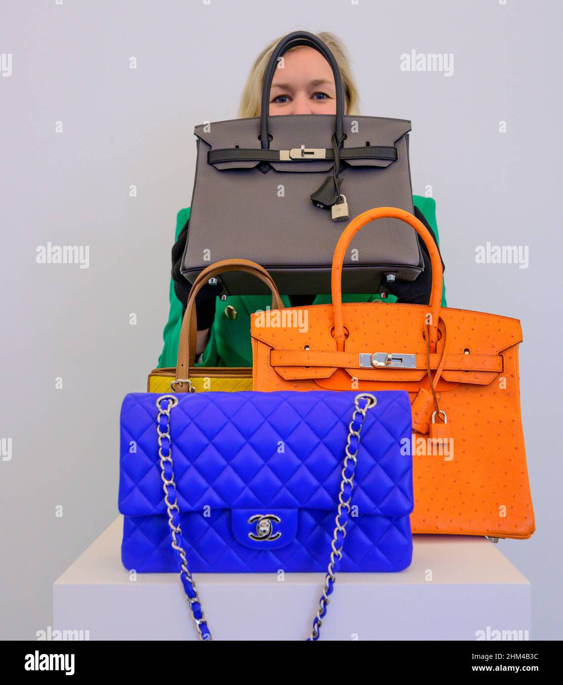 Birkin bag fashion hi-res stock photography and images - Alamy