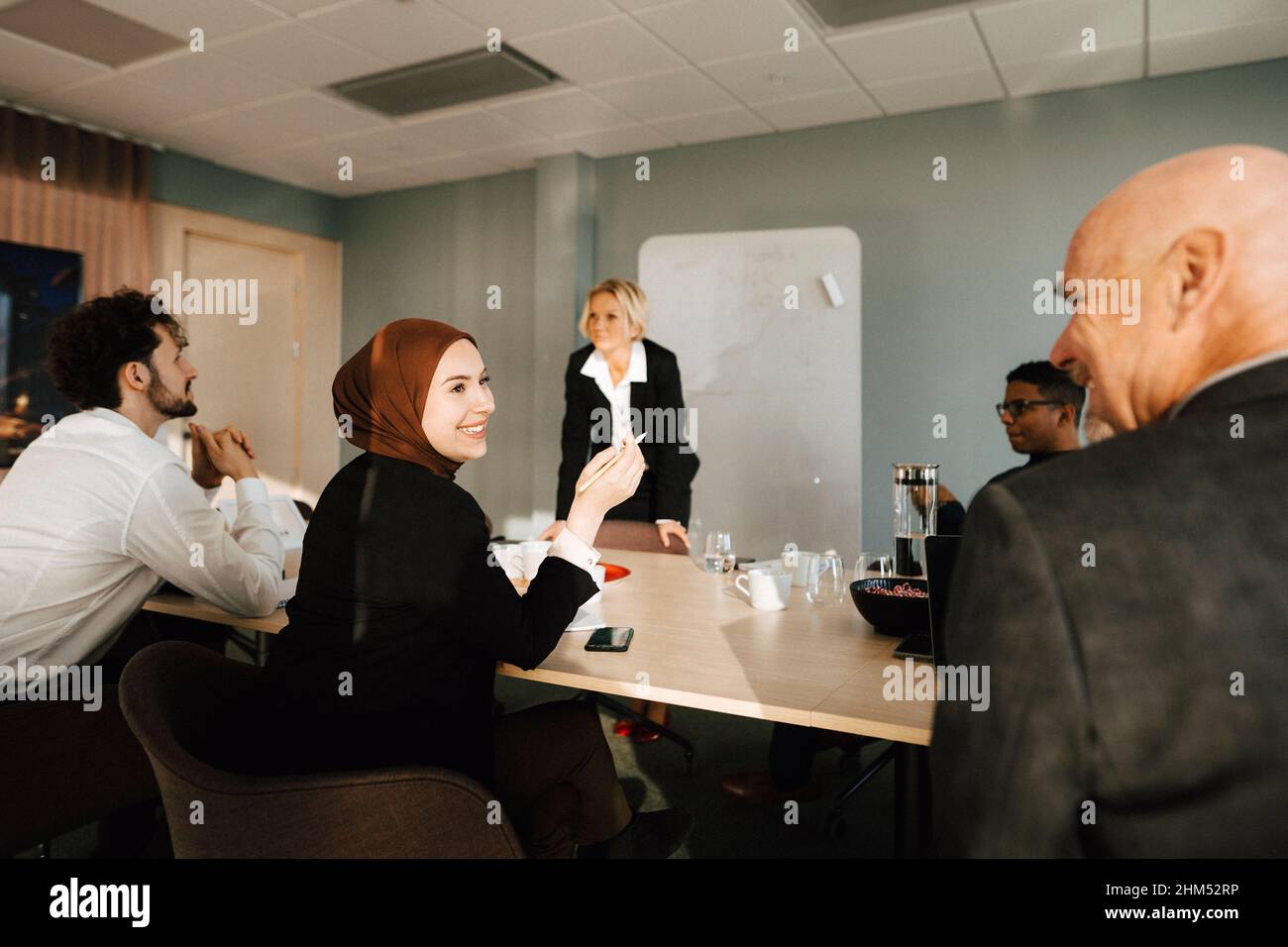 Mature colleague work meeting hi-res stock photography and images - Alamy