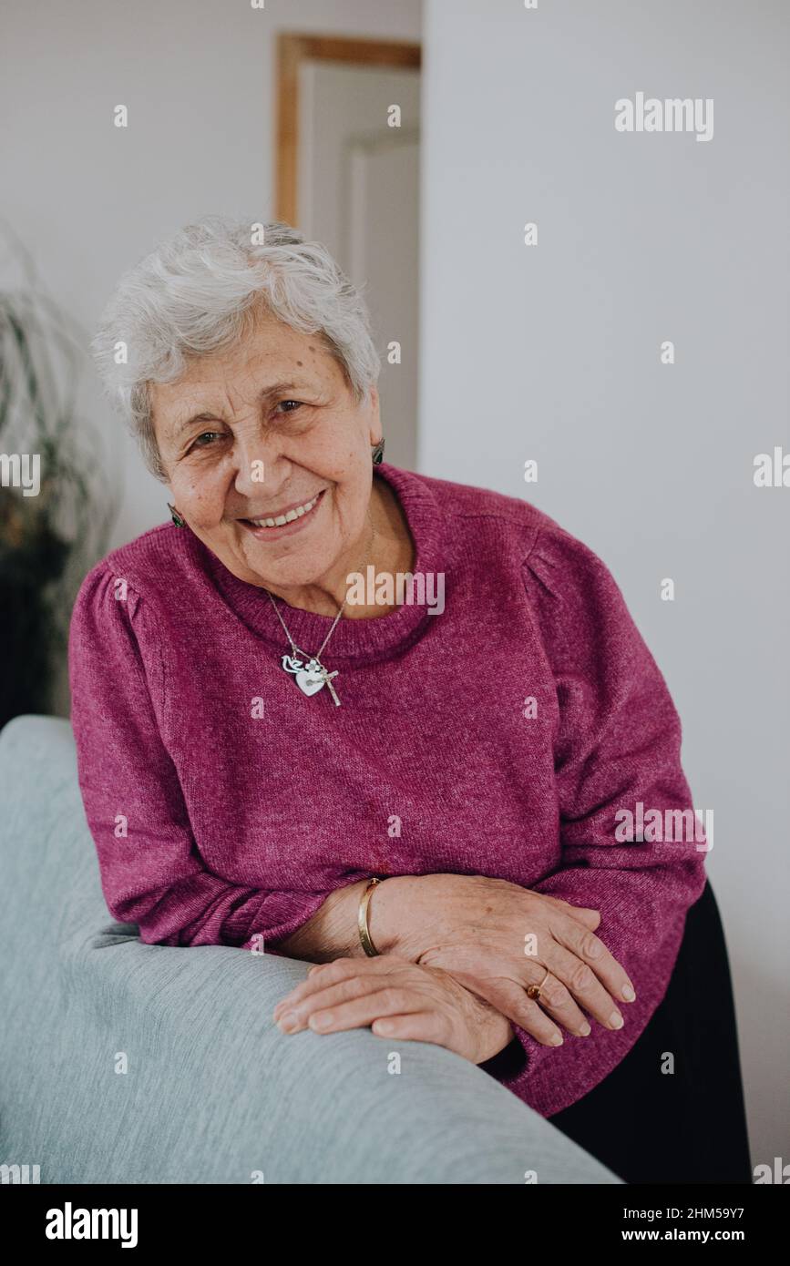 Purple Hair Old Lady Top 83 Images and 13 Videos