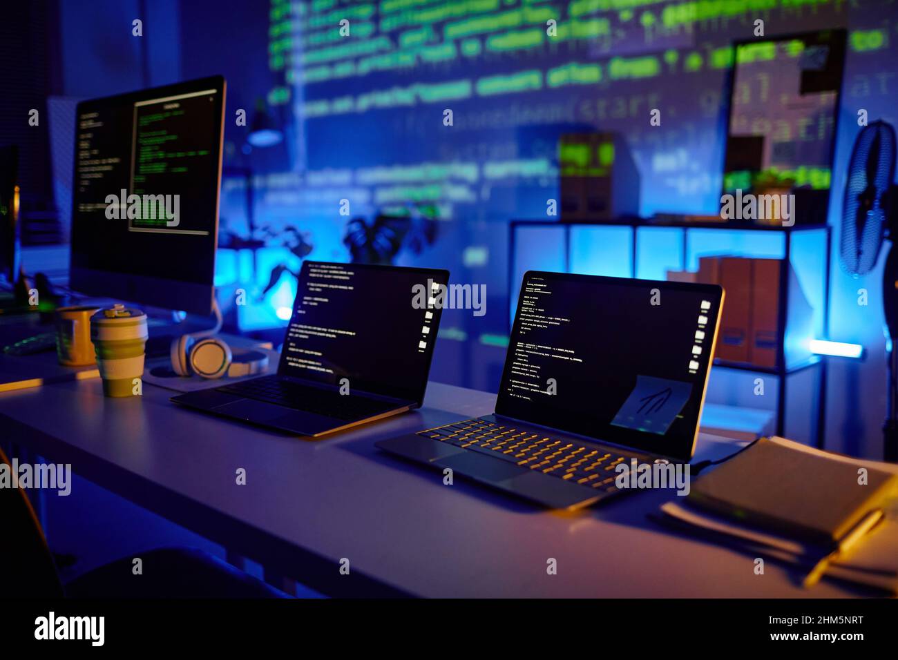 Laptop green screen programmers workplace hi-res stock photography and ...