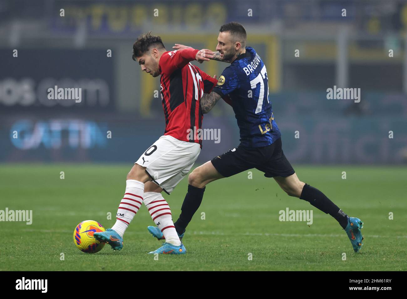 Milan, Italy, 5th February 2022. Marcelo Brozovic of FC Internazionale tussles with Brahim Diaz of AC Milan during the Serie A match at Giuseppe Meazza, Milan. Picture credit should read: Jonathan Moscrop / Sportimage Stock Photo