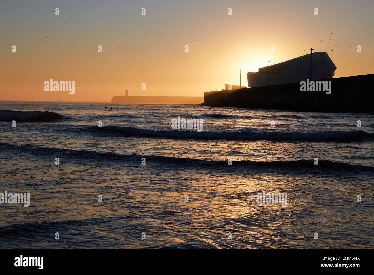 Matosinhos, Portugal. 07th Feb, 2022. View at the Matosinhos beach during sunset. (Photo by Rita Franca/SOPA Images/Sipa USA) Credit: Sipa USA/Alamy Live News Stock Photo