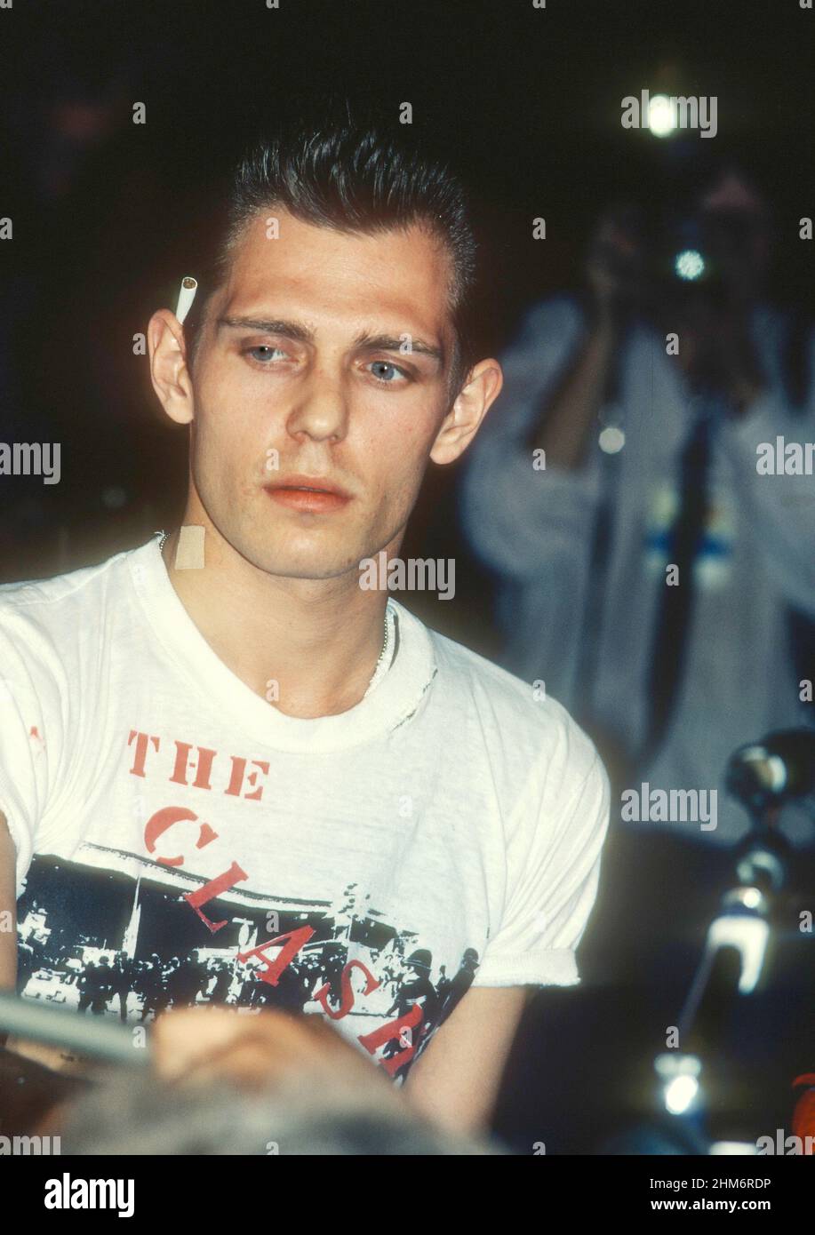 Paul simonon hi-res stock photography and images - Alamy