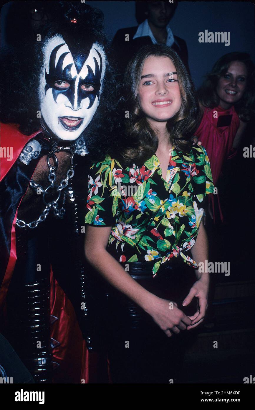 LOS ANGELES, CA - APRIL 04: Gene Simmons of KISS and Brooke Shields ...