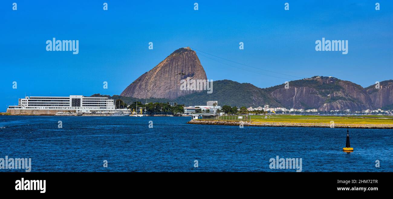 Rio de Janeiro, Brazil - CIRCA 2021: Photo of Sugarloaf Mountain, Pão ...