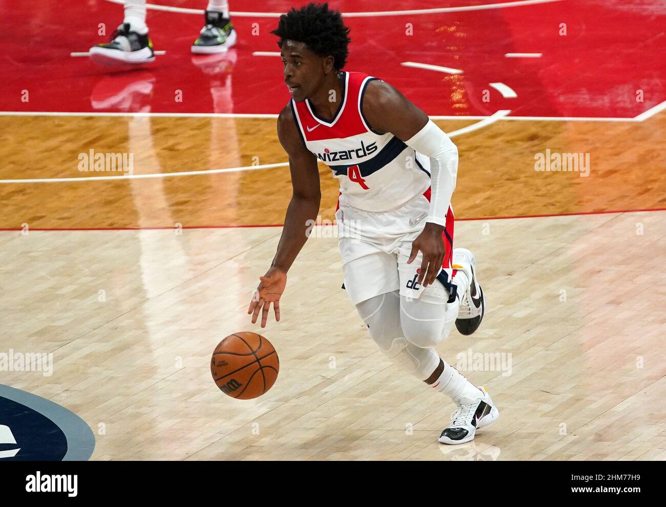 WASHINGTON, DC - FEBRUARY 07: Washington Wizards guard Aaron Holiday (4) on  the attack during a NBA game between the Washington Wizards and the Miami  Heat, on February 07, 2022, at Capital