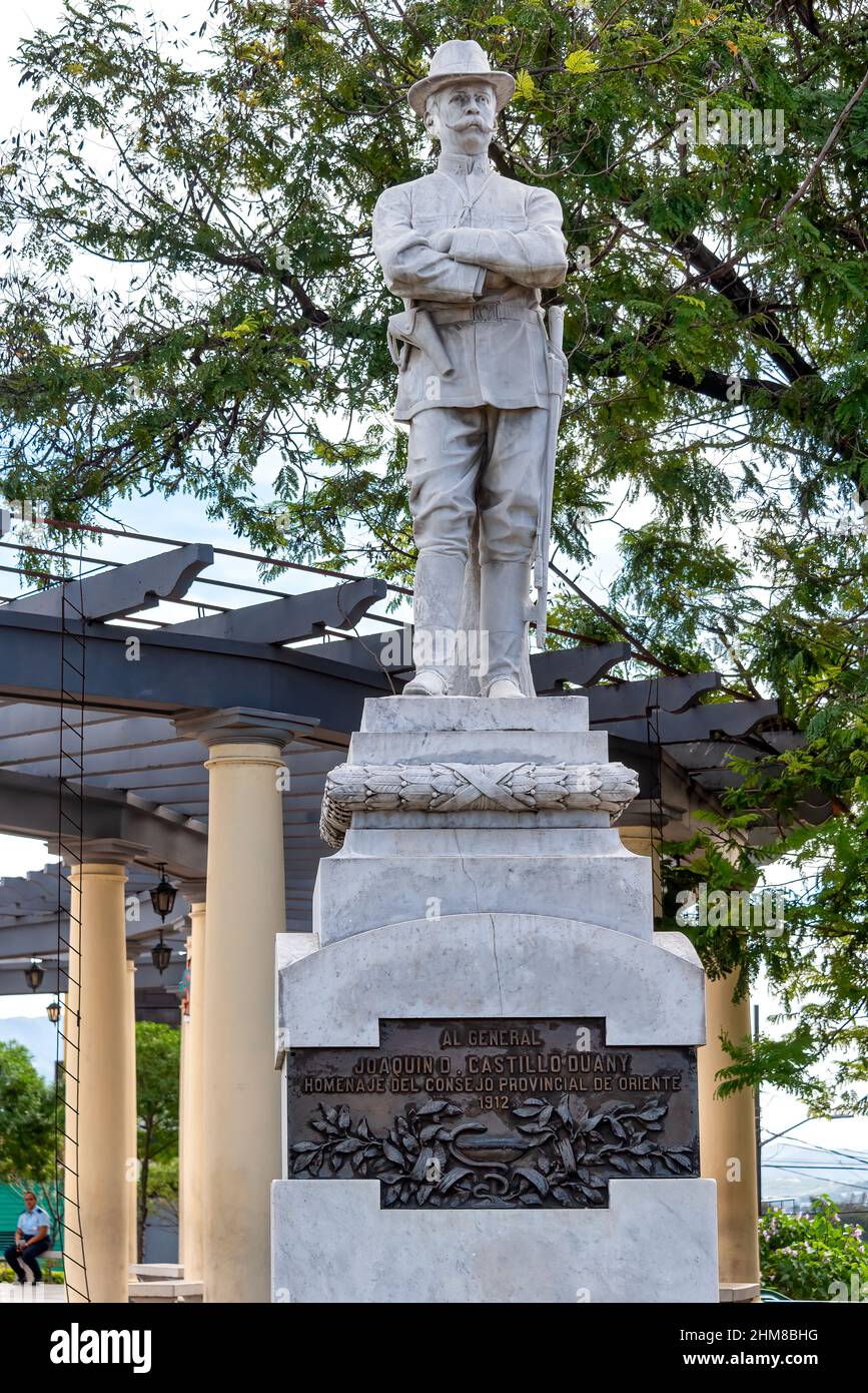 Sculpture of the General Joaquin D. Castillo Duany in Plaza de Marte