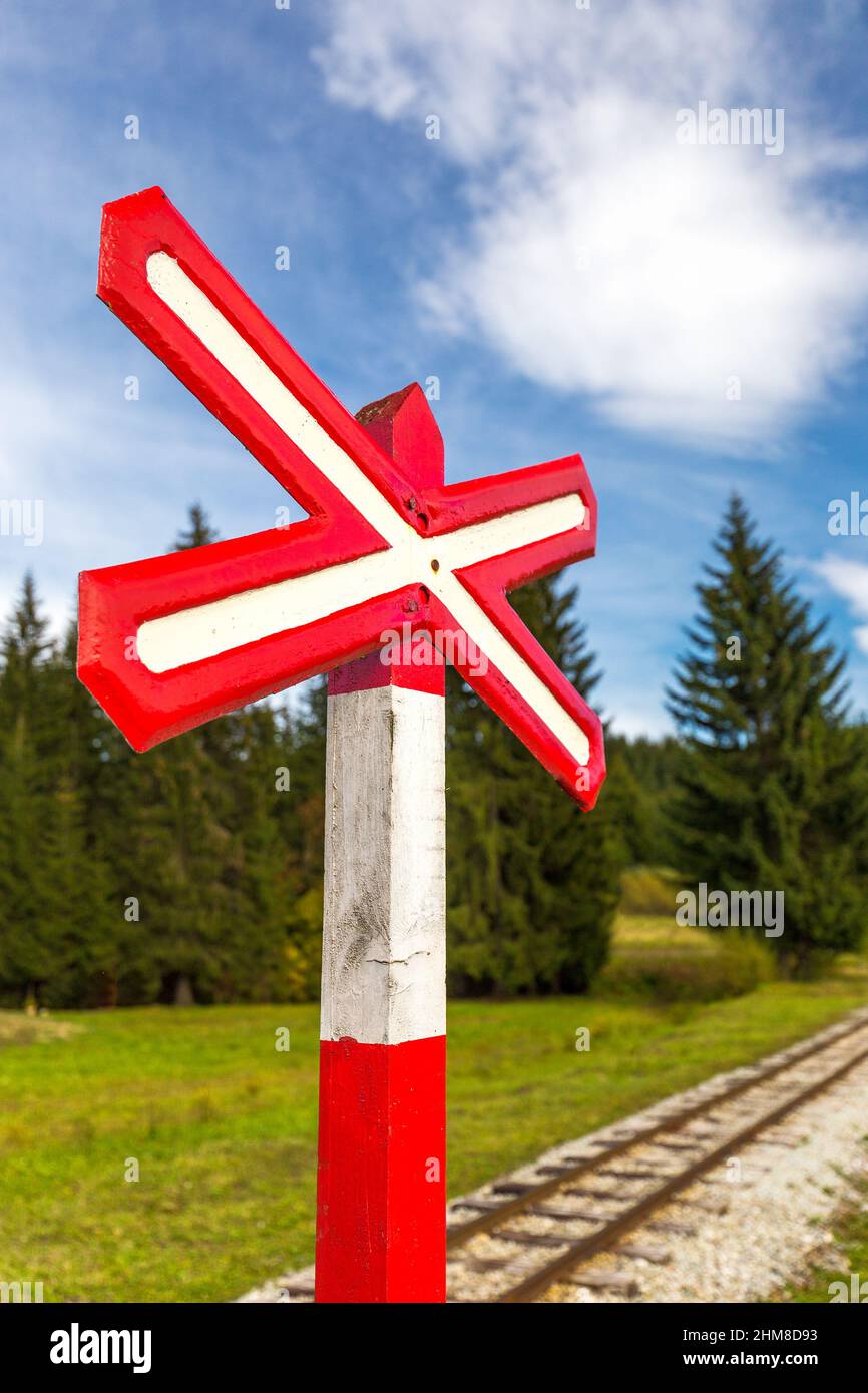Single Track Level Crossing Single Track Level Crossing