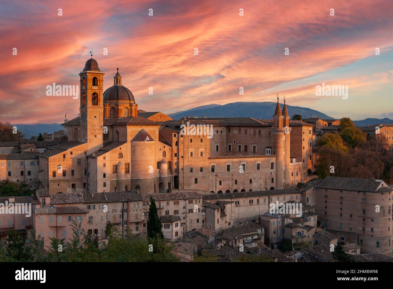 View urbino sunset marche hi-res stock photography and images - Alamy