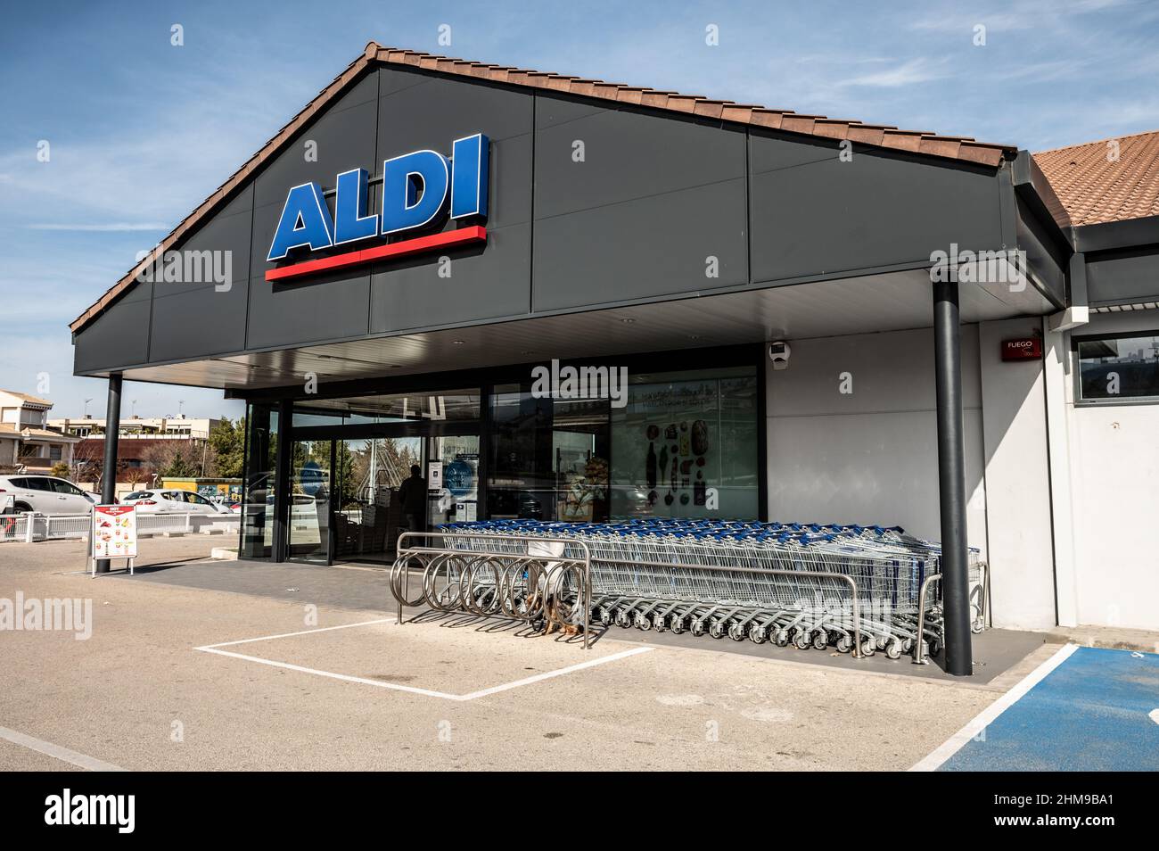 Aldi supermarket a world leading chain of discount supermarkets Stock ...