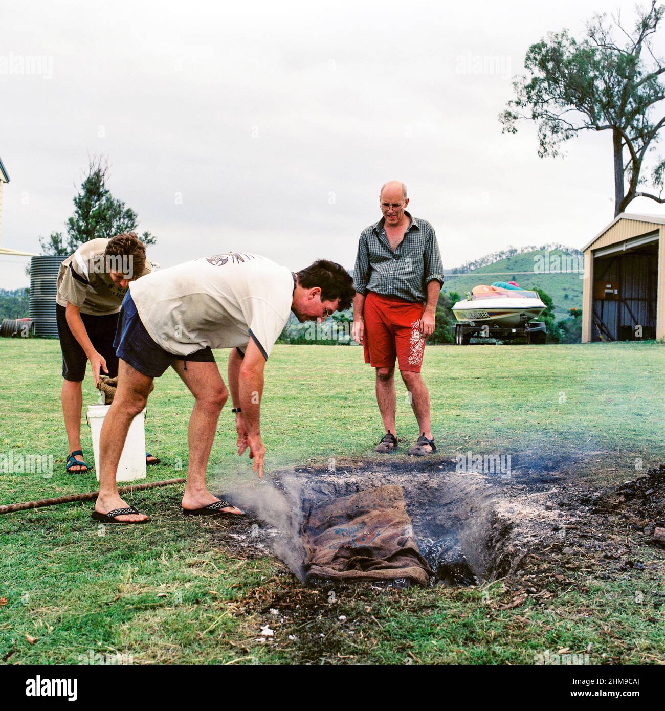 Hāngī is a traditional New Zealand Māori method of cooking food using