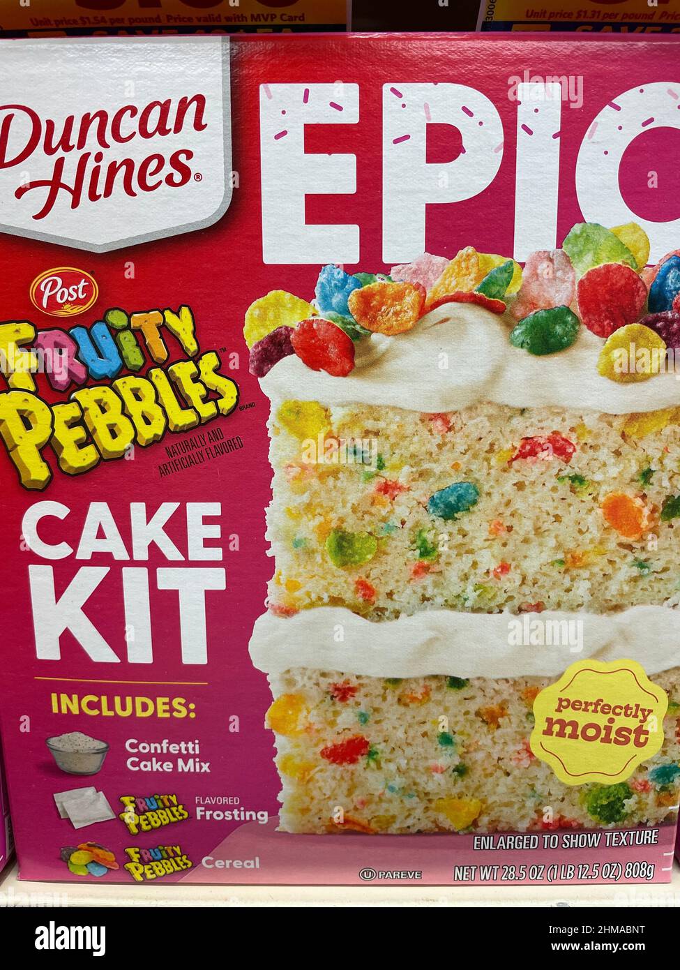 Grovetown, Ga USA - 01 01 22: Cake mixes on a retail store shelf Duncan Hines Epic cake kit Stock Photo