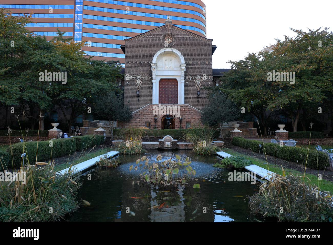 The Warden Garden and the main entrance to the Penn Museum.University