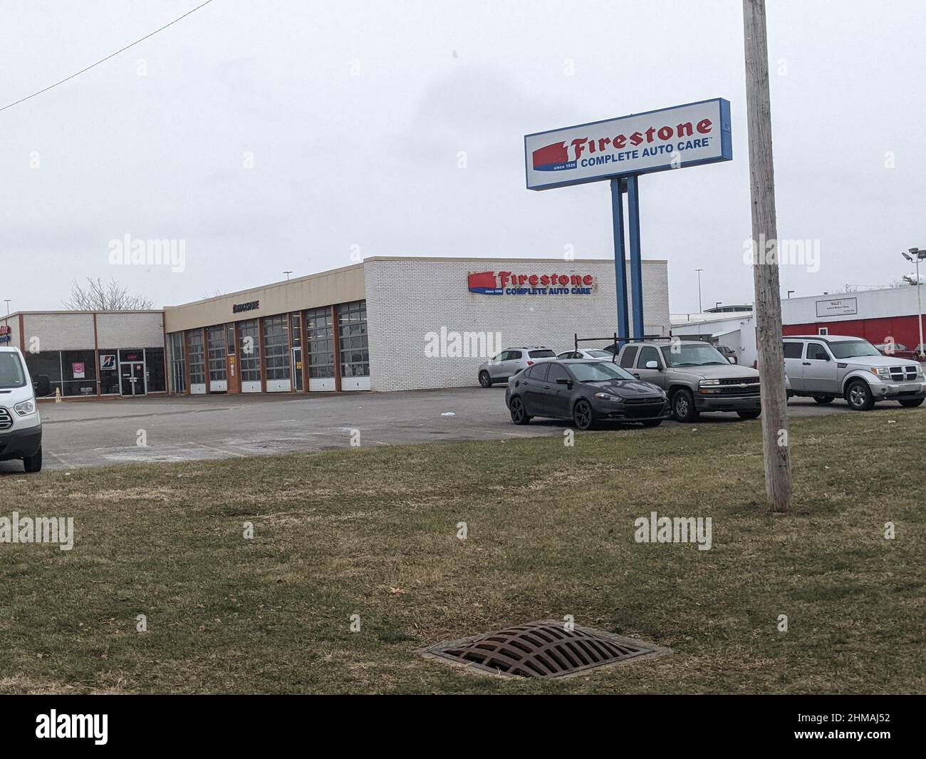 Firestone Complete Auto Care building Stock Photo Alamy