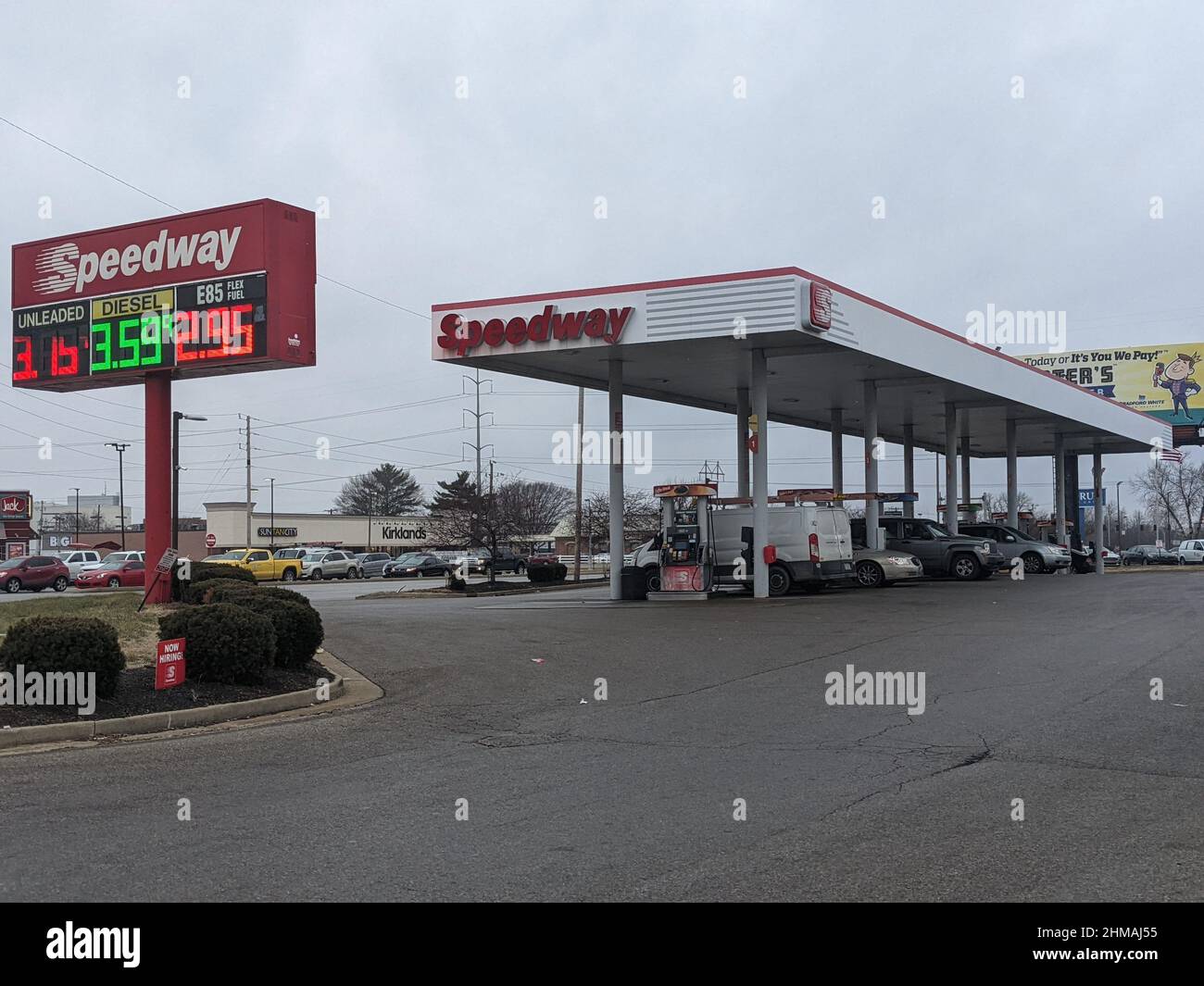 Parking lot of a Speedway Gas Station Stock Photo Alamy