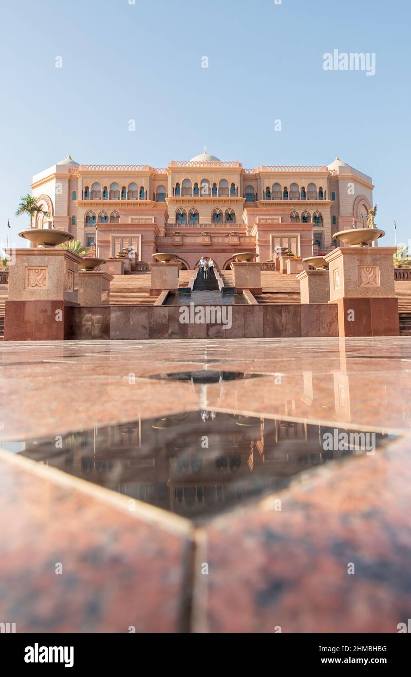 Hote emirates palace hi-res stock photography and images - Alamy