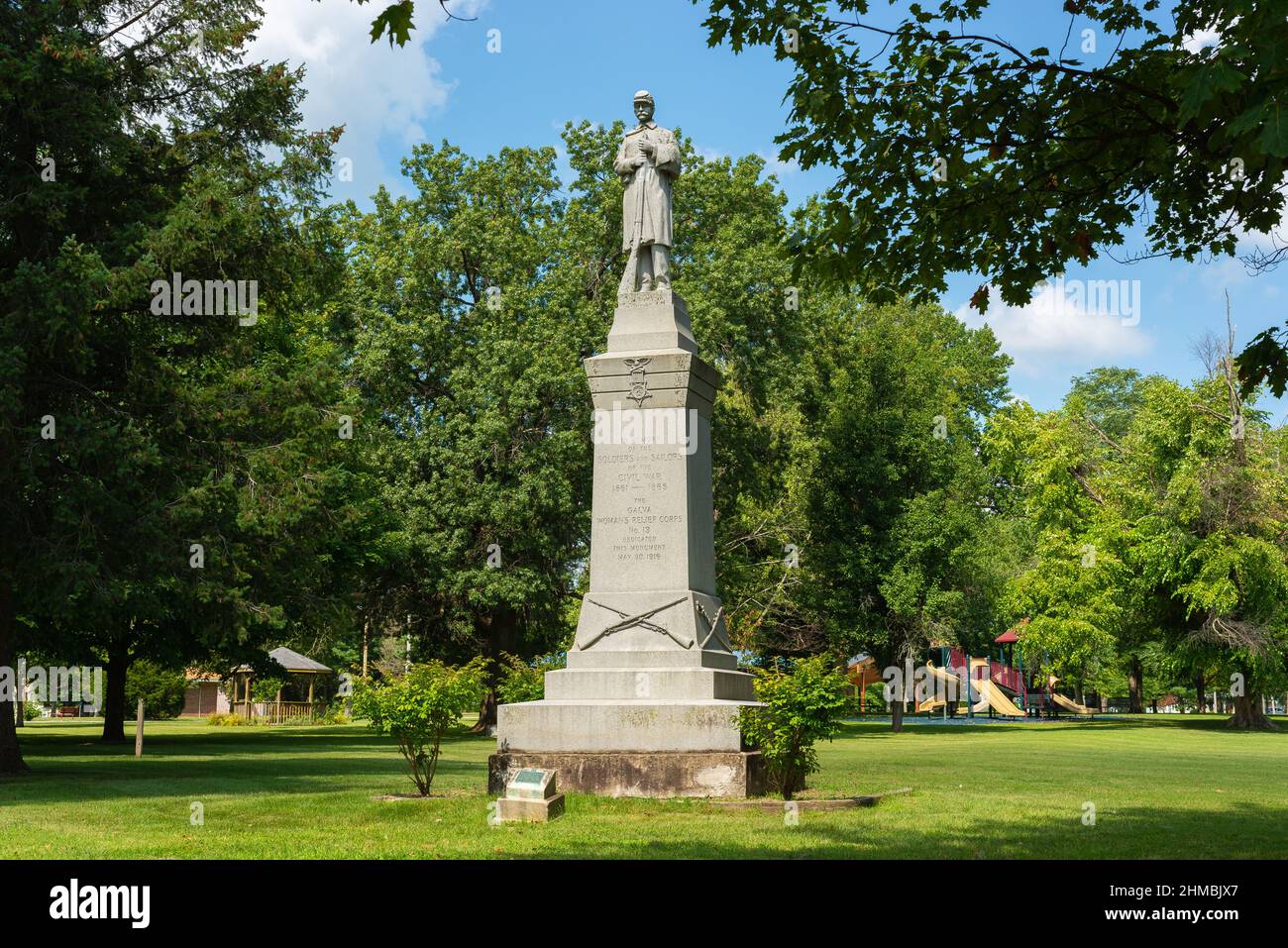 Civil War Statue in Wiley Park honoring Civil War soldiers and sailors