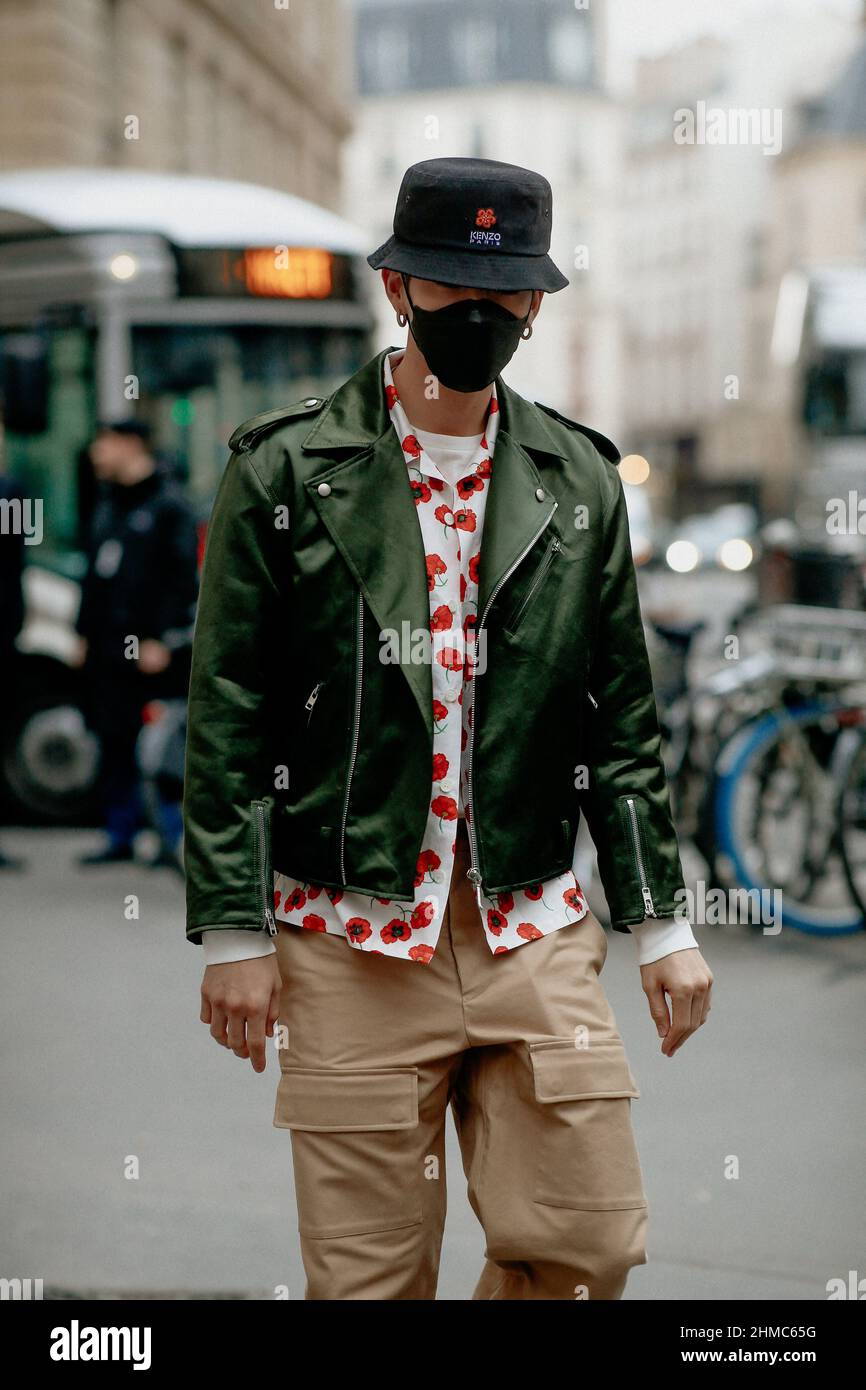Street style, Big Matthew (Matthew Kim) arriving at Kenzo Fall-Winter 2022-2023 Menswear show