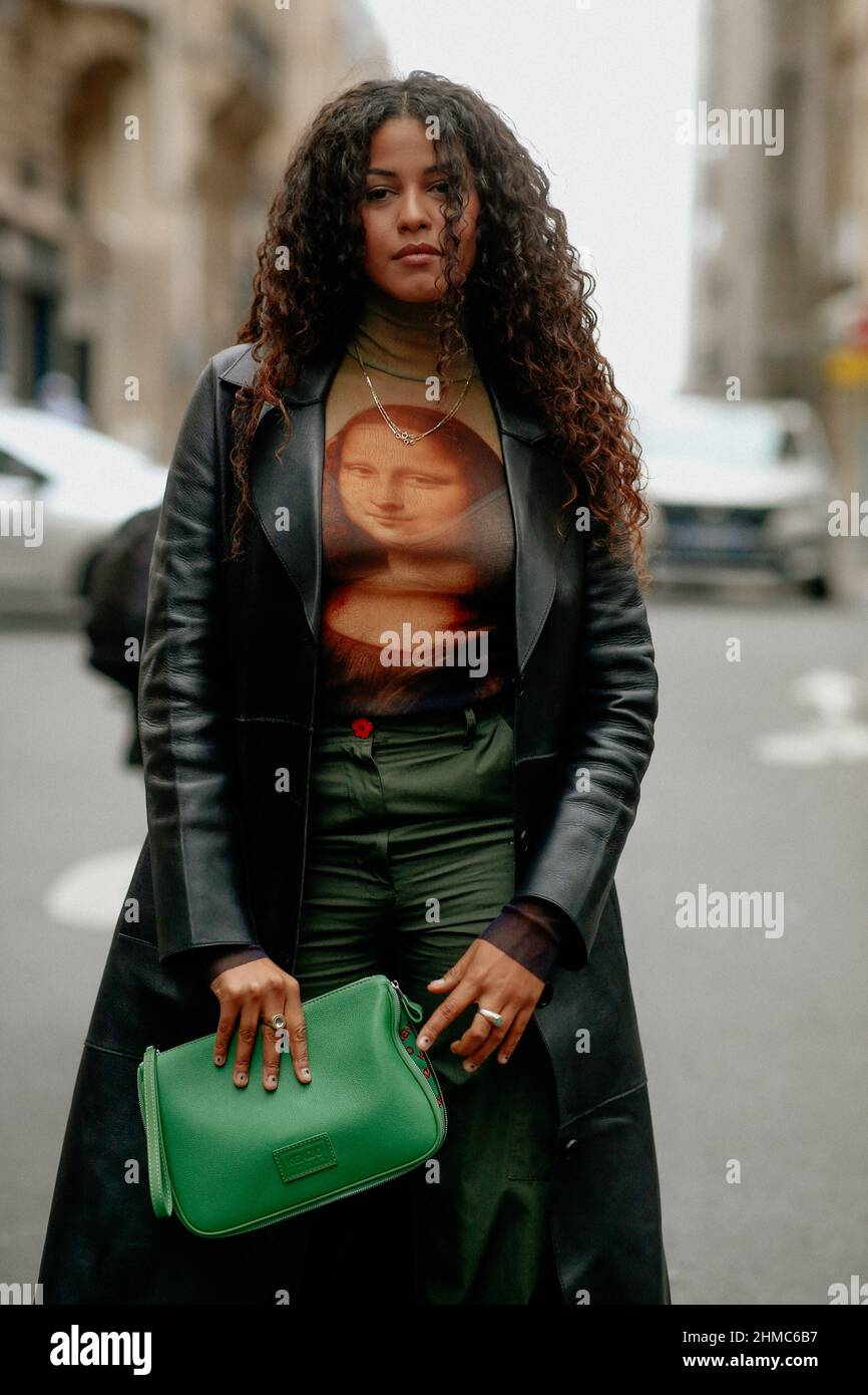 Street style, Yendry arriving at Kenzo Fall-Winter 2022-2023 Menswear