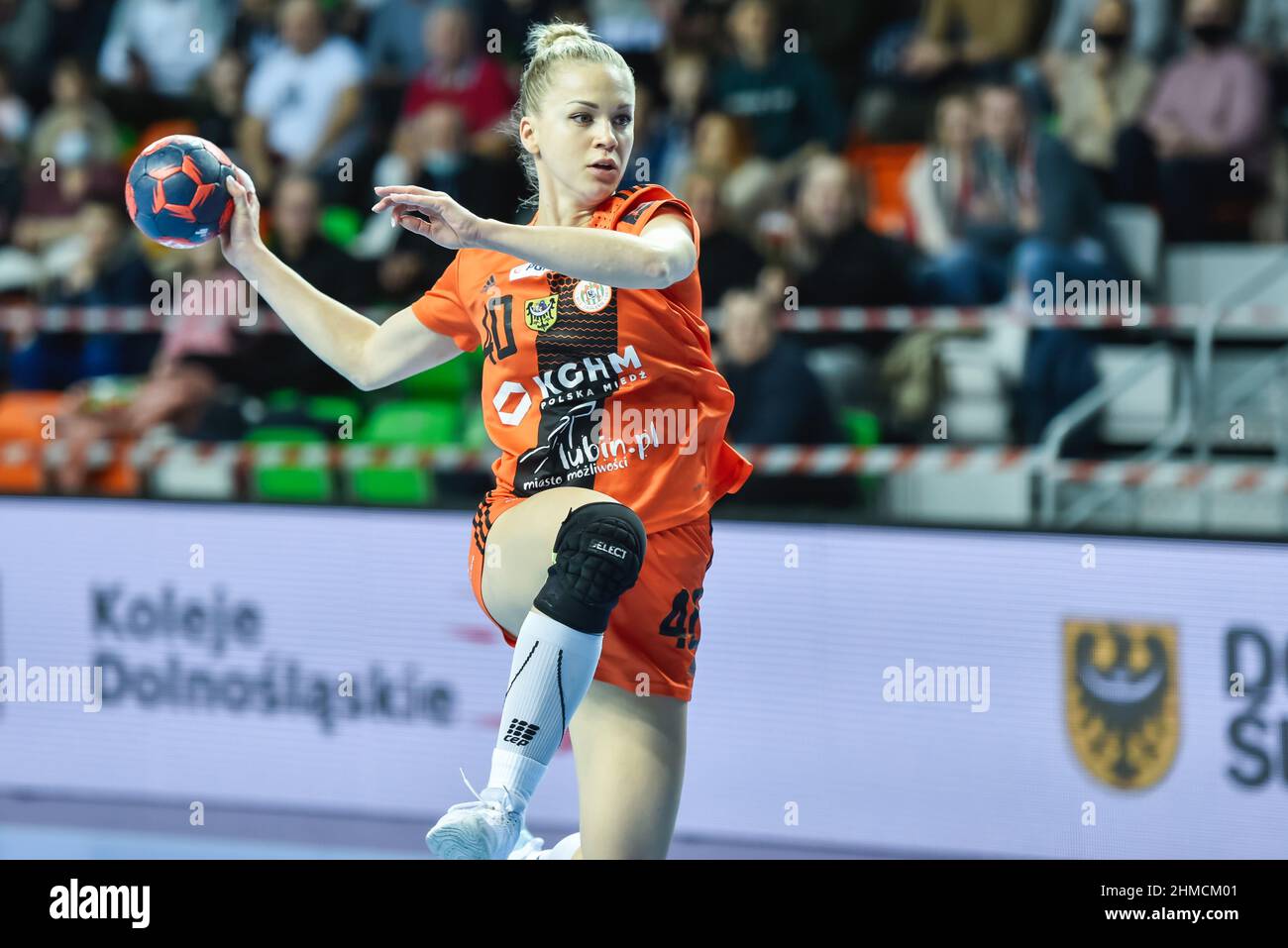 Playing handball hi-res stock photography and images - Page 12 - Alamy