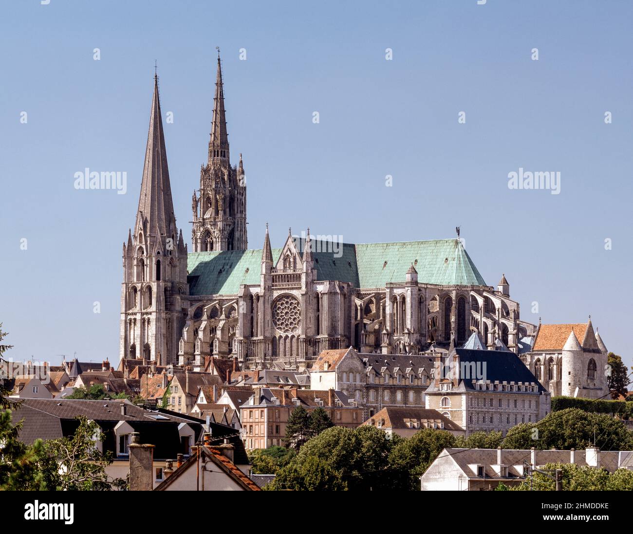 Chartres cathedral sanctuary hi-res stock photography and images - Alamy