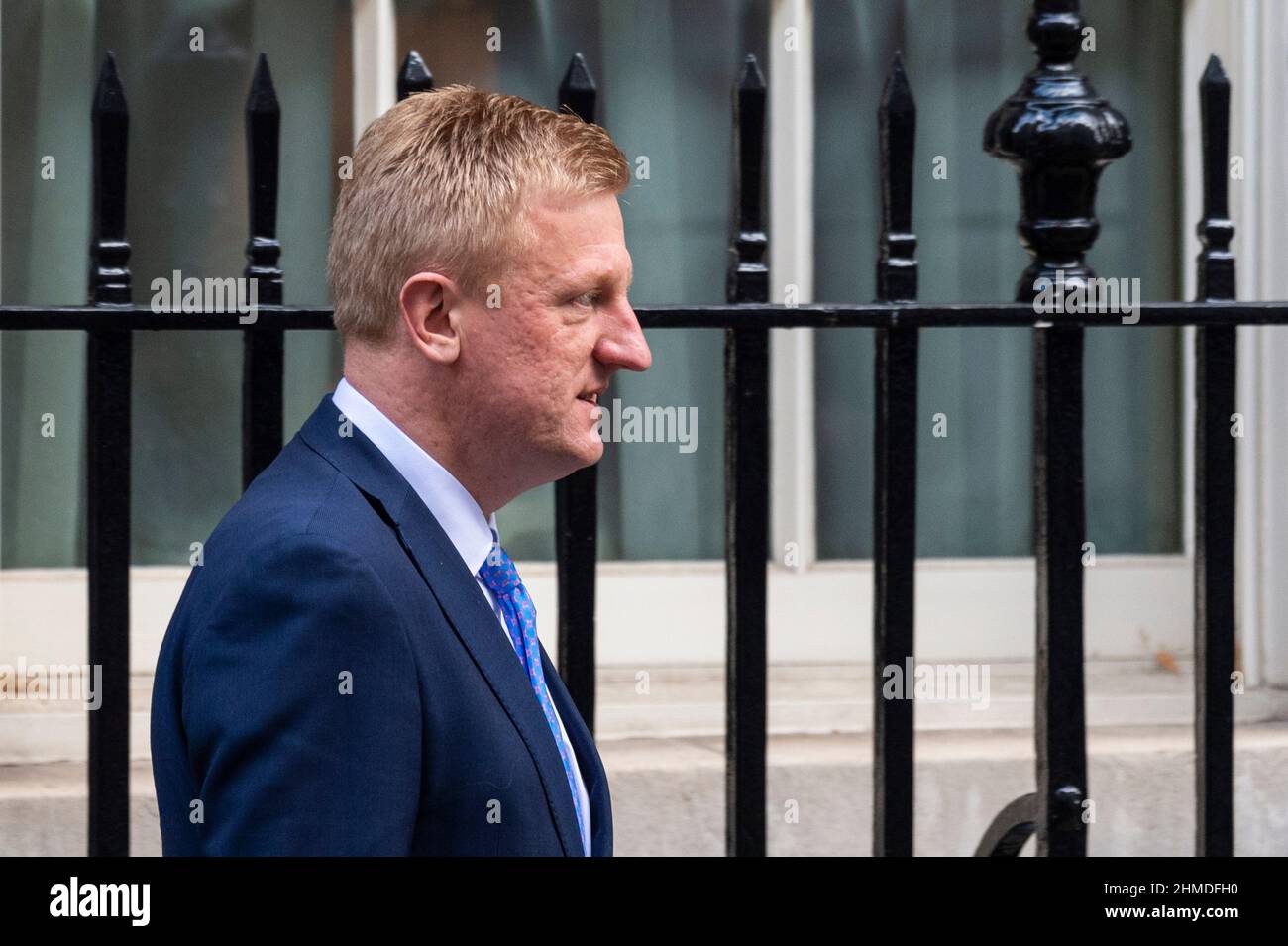 London, UK.  9 February 2022.  Oliver Dowden, Conservative Party chairman, in Downing Street ahead of Prime Minister’s Questions (PMQs) at the House of Commons.  Credit: Stephen Chung / Alamy Live News Stock Photo