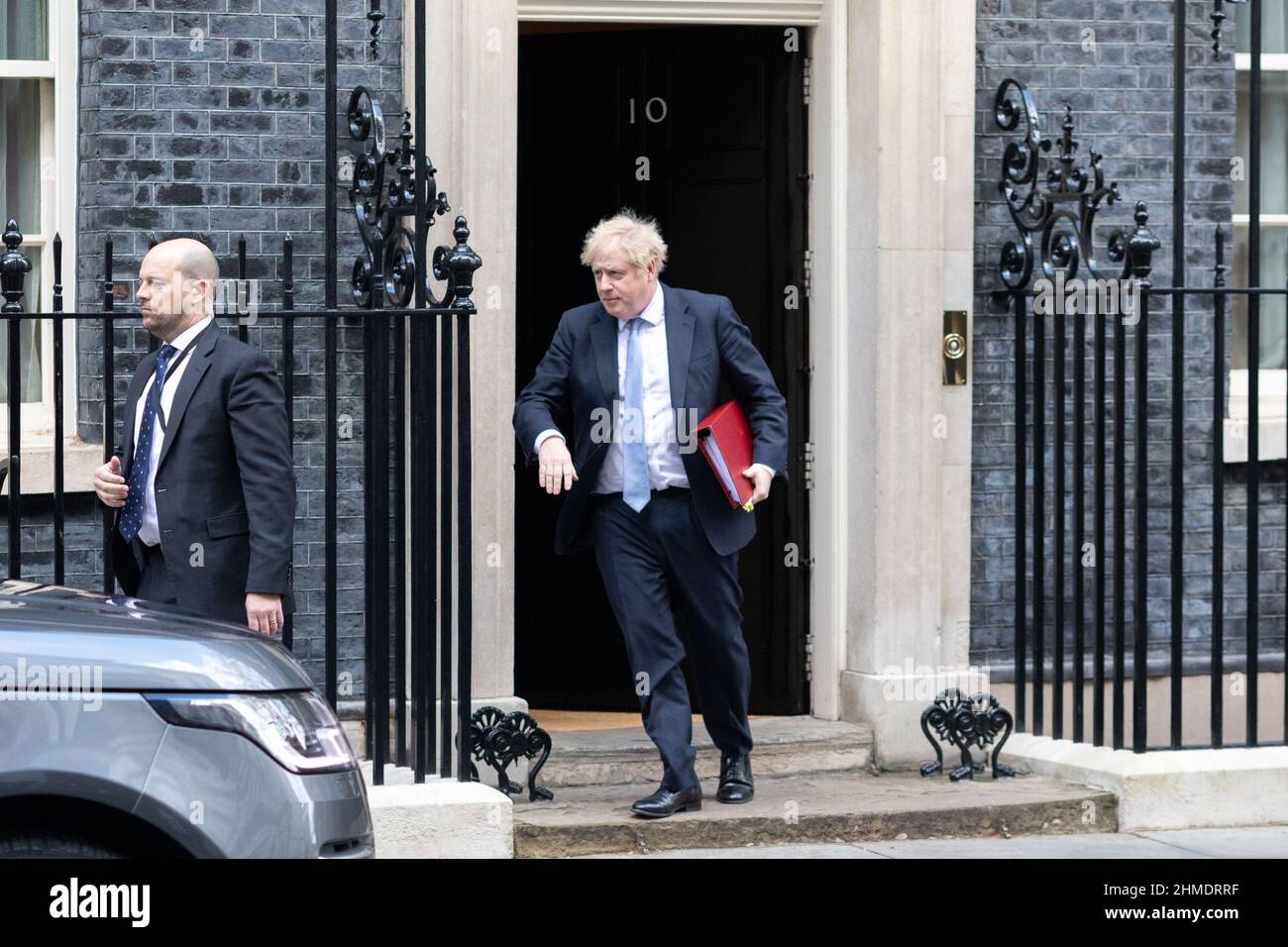 London, UK. 09th Feb, 2022. UK Prime Minister Boris Johnson leaves his office at No. 10 Downing Street to attend this week's Prime Minister Questions at the Parliament. (Photo by Belinda Jiao/SOPA Images/Sipa USA) Credit: Sipa USA/Alamy Live News Stock Photo