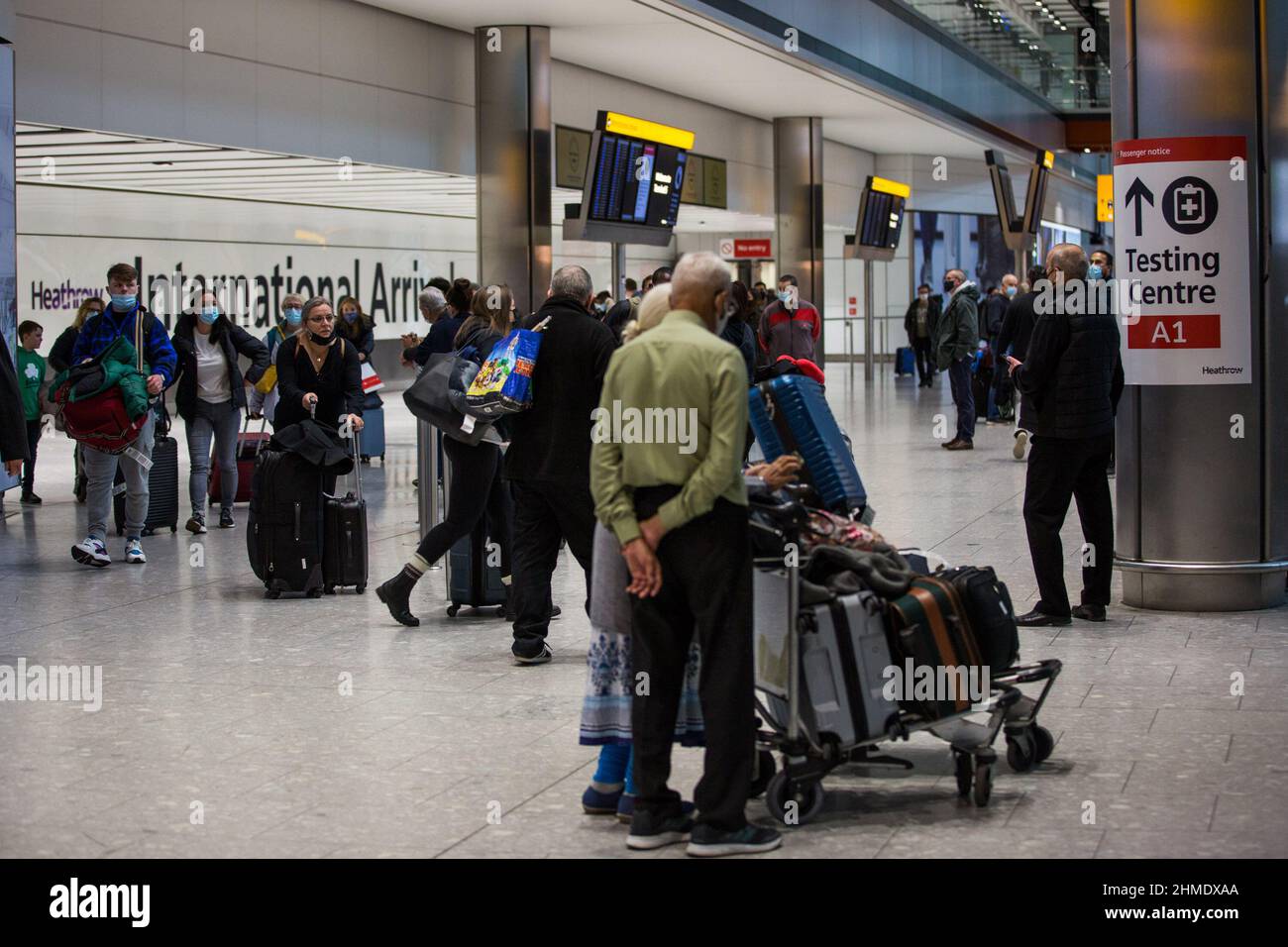 London, UK. 9th Feb, 2022. Passenger are seen arriving at Heathrow Airport in west London. Countries as France, Portugal and Greece updated their entry requirements for fully vaccinated travellers, changes will come into effect in time for half-term. Photo credit: Marcin Nowak/Alamy Live News Credit: Marcin Nowak/Alamy Live News Stock Photo