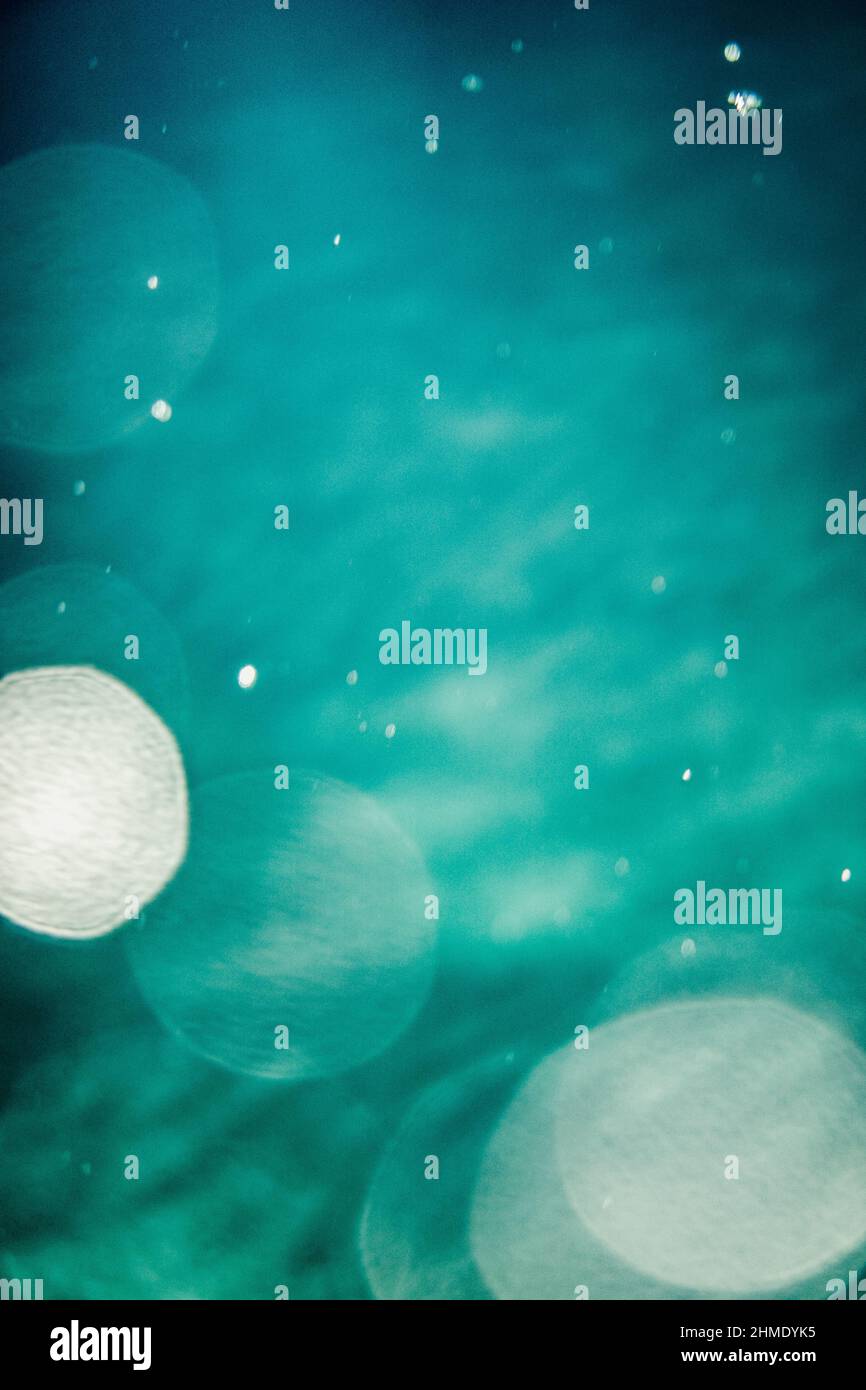 Close-up of bubbles underwater in deep sea Stock Photo
