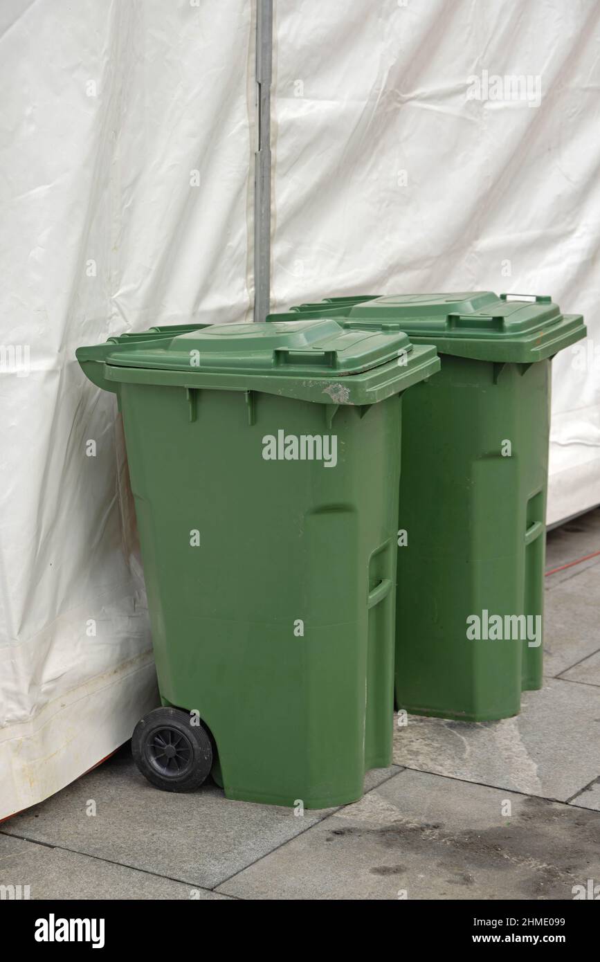 outdoor 240l garbage bin green recycle