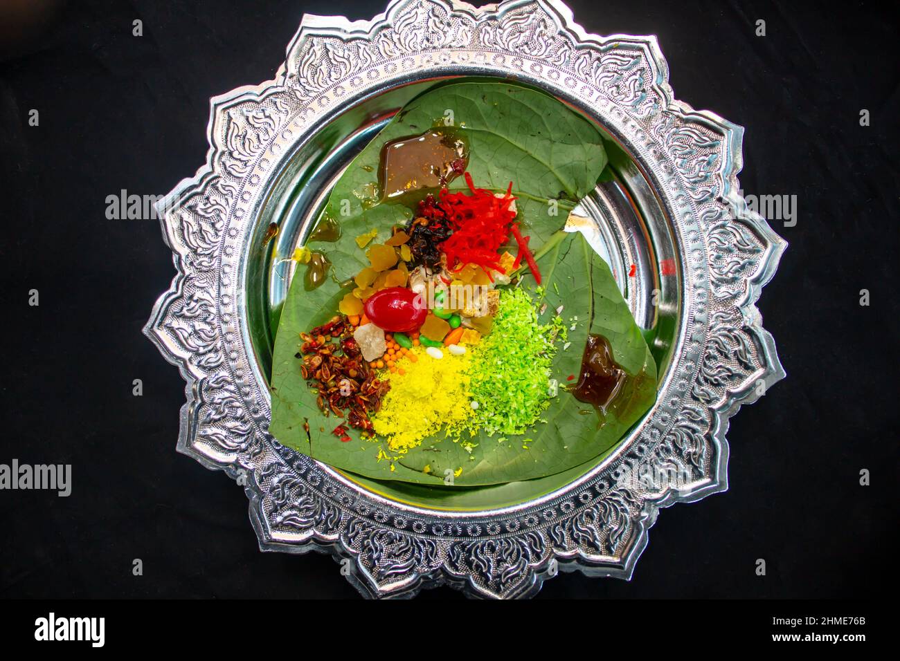 hydrabadi indian paan masala on betel leaf top view Stock Photo