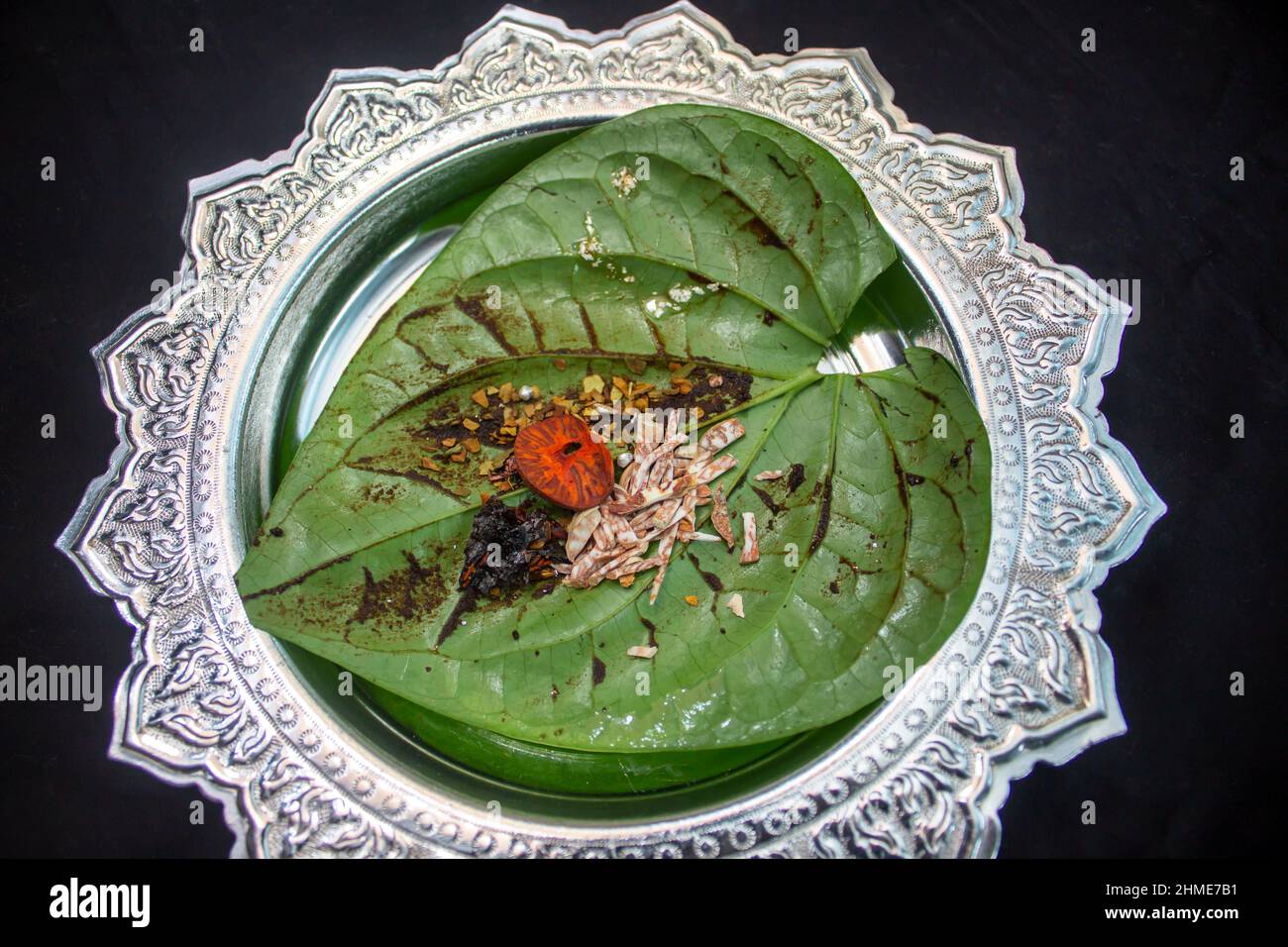 jorda indian paan masala on betel leaf top view Stock Photo