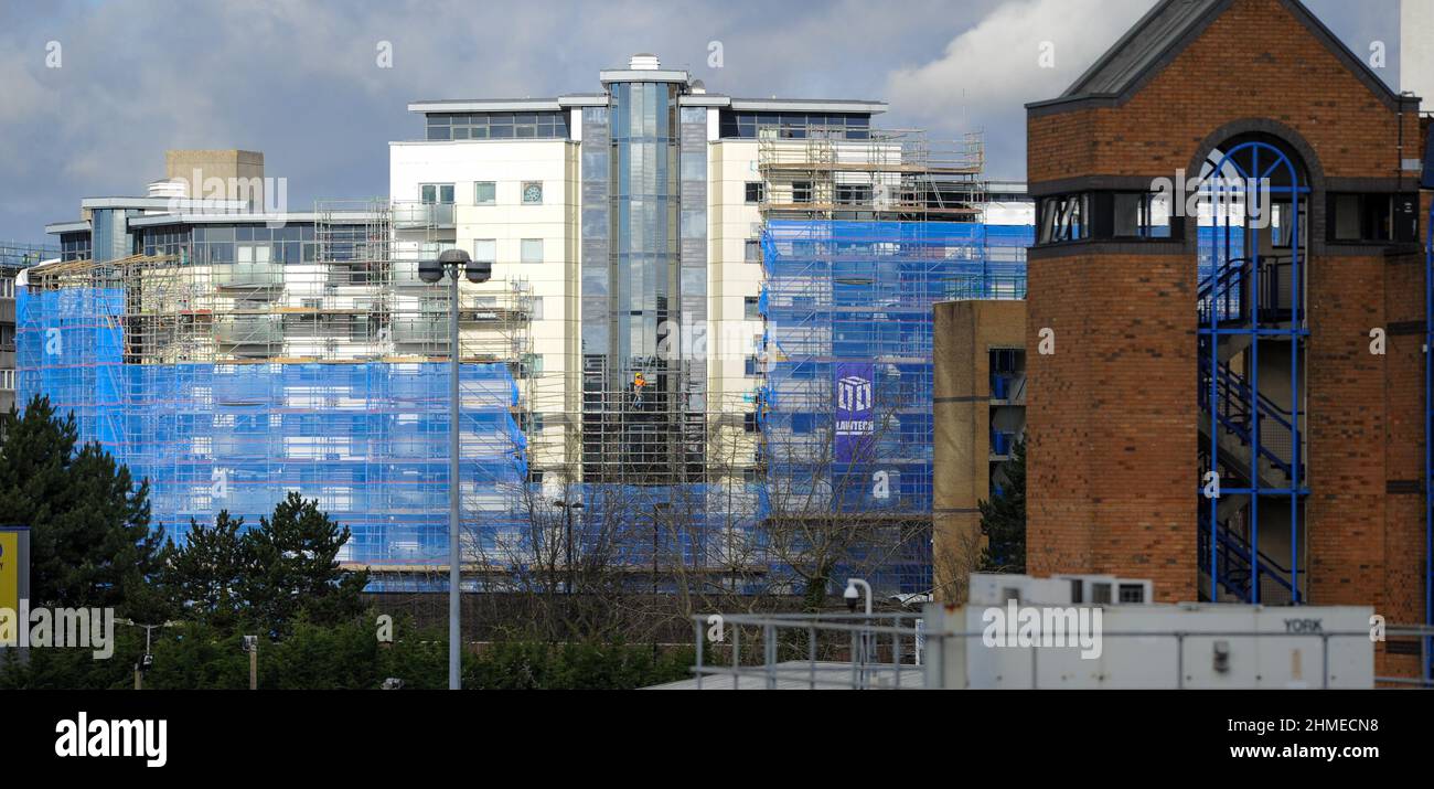 Empire view and Gantry court in Southampton have had the HPL cladding on the building replaced to a new better fire resistant material. Stock Photo