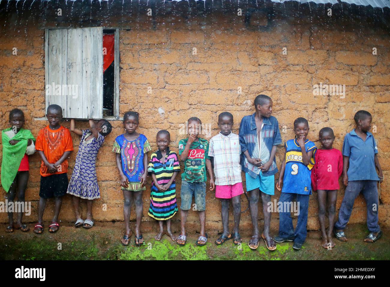 African city children hi-res stock photography and images - Alamy